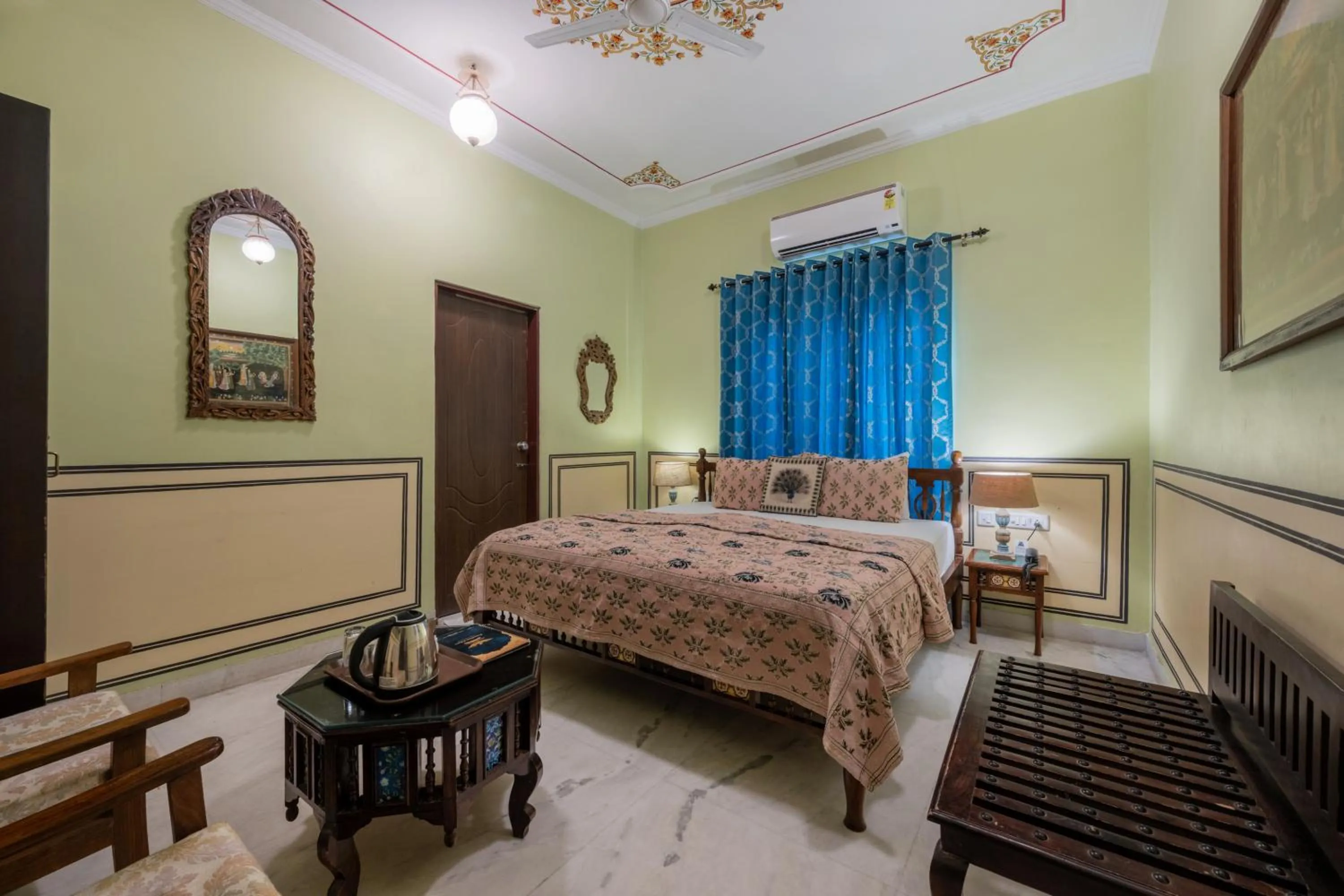 Bed in Rajasthan Palace - A Heritage Boutique Hotel in Jaipur