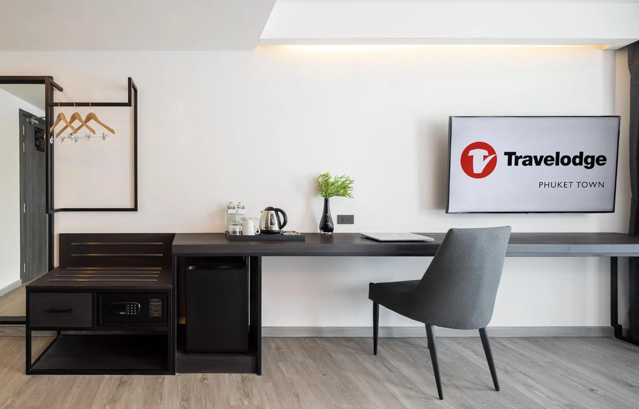 Coffee/tea facilities in Travelodge Phuket Town