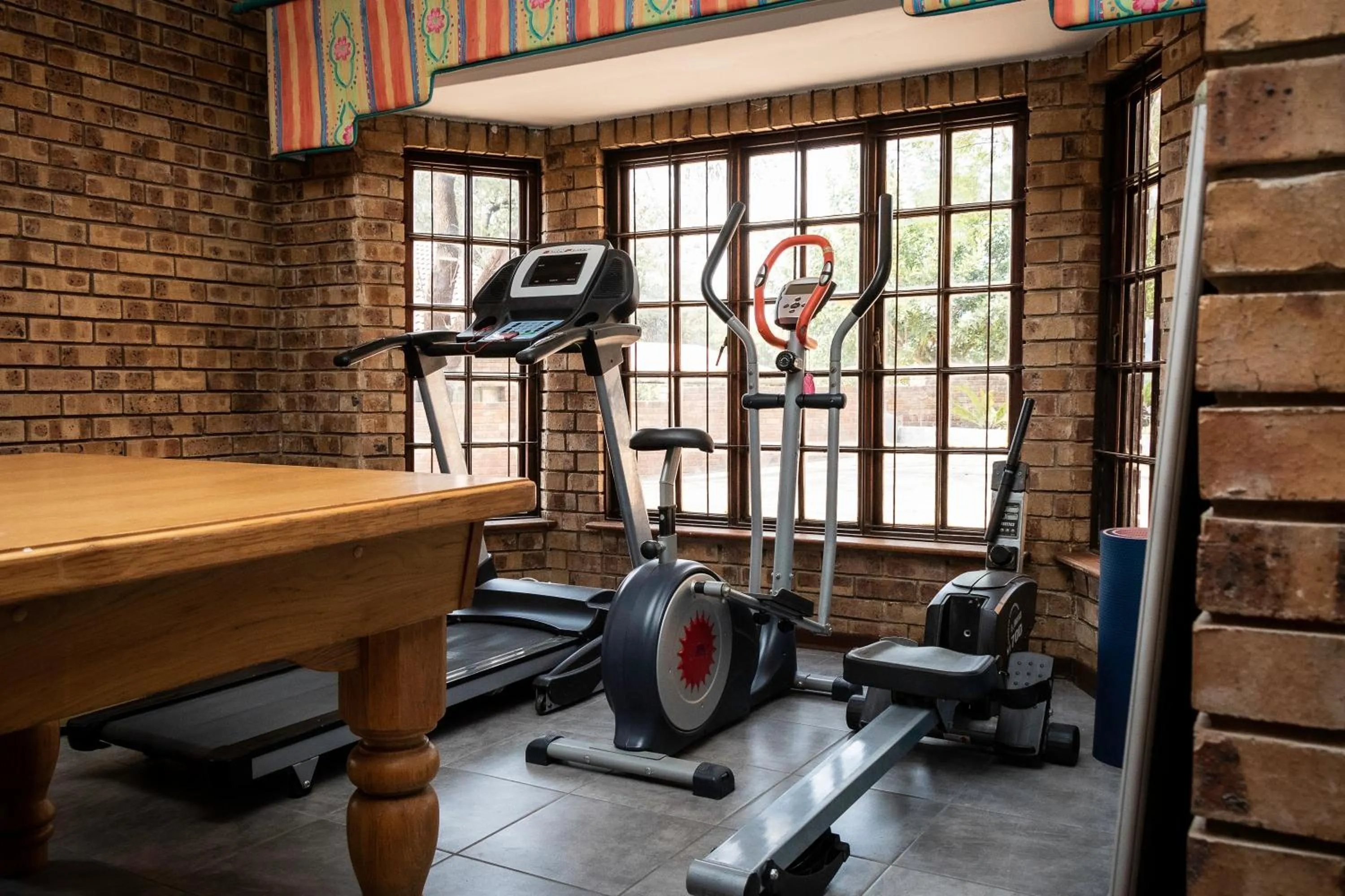 Fitness centre/facilities in Mereke Manor