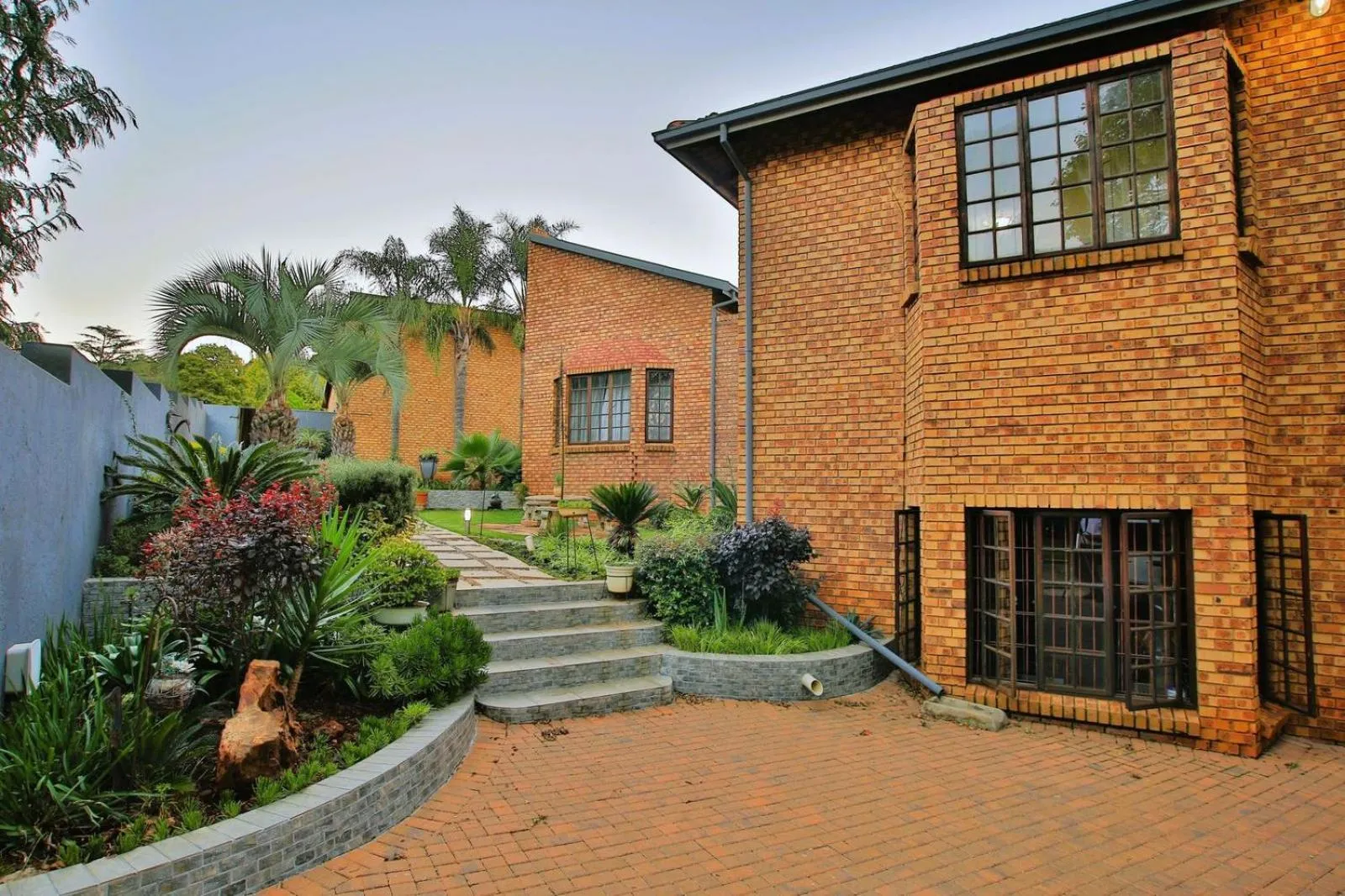 Garden in Mereke Manor