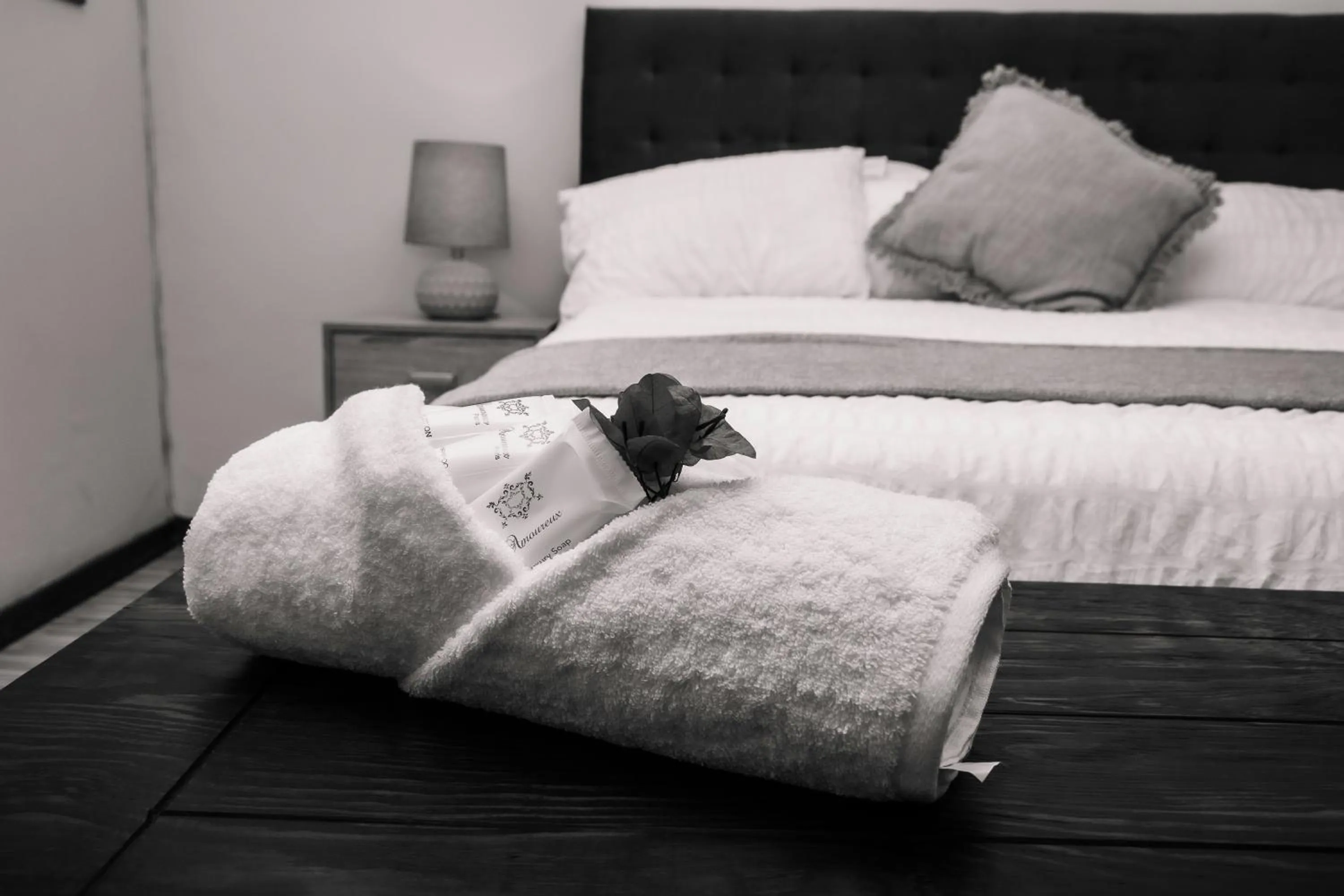 Bedroom, Bed in Mereke Manor