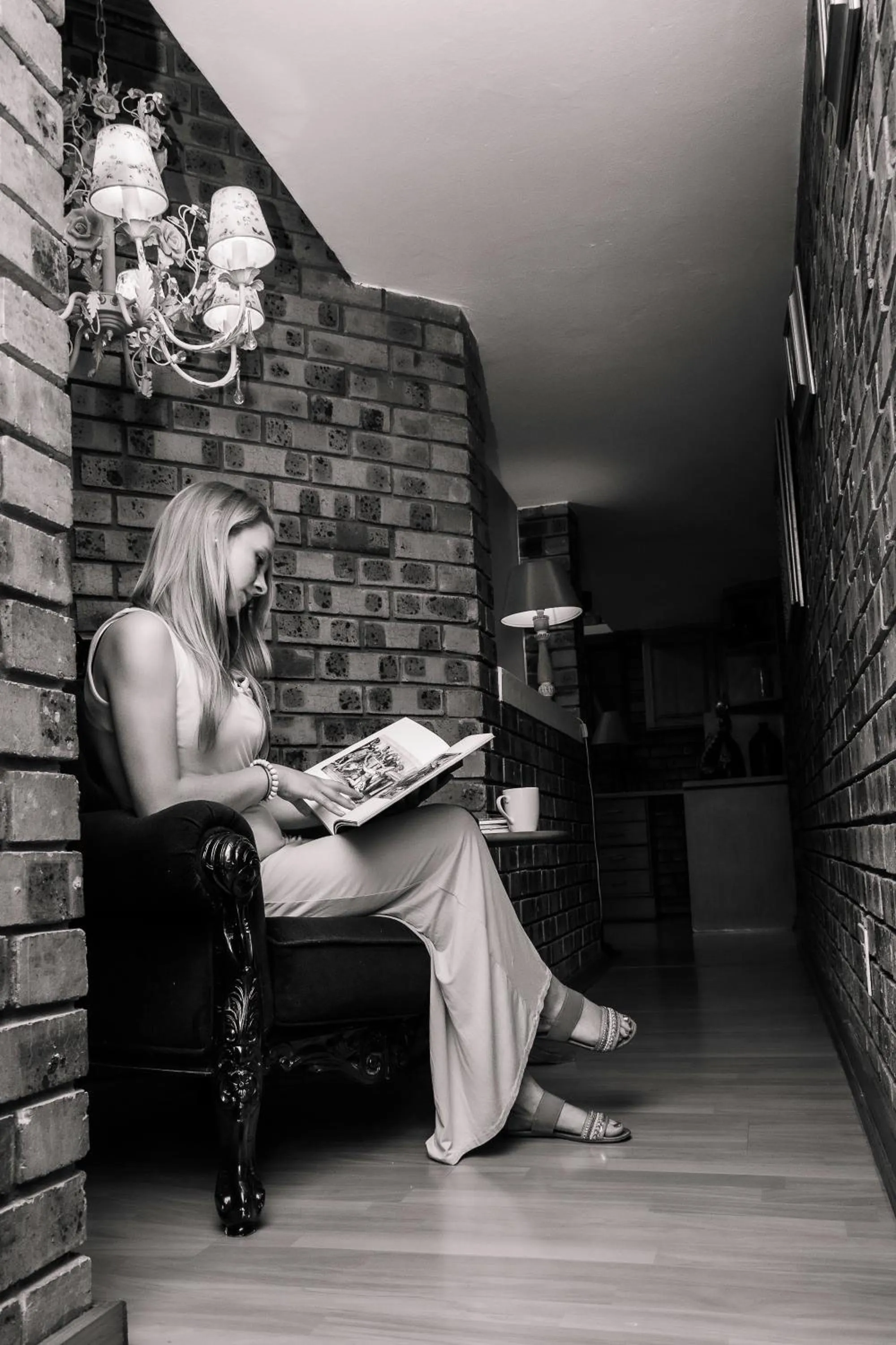 Library in Mereke Manor