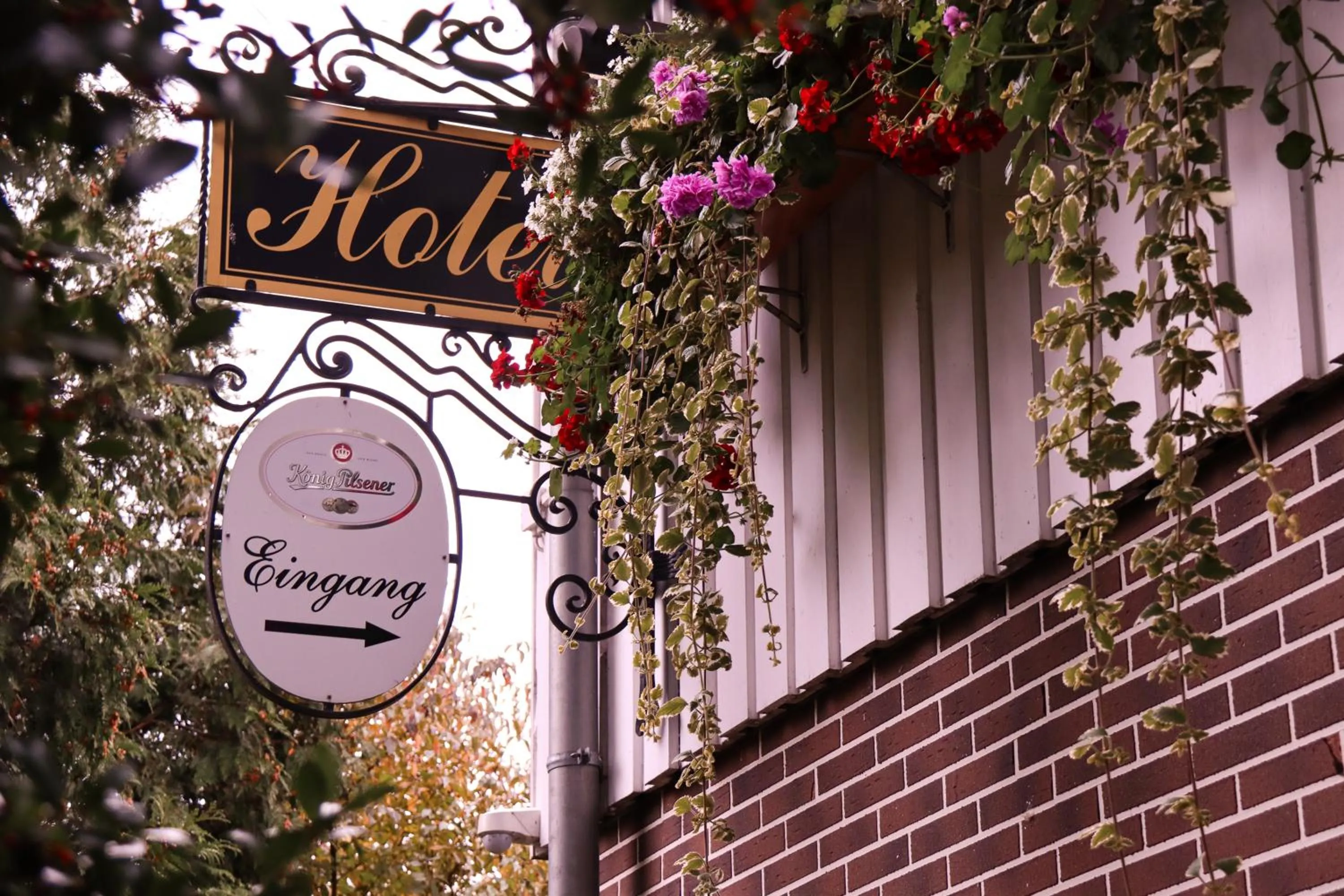 Facade/entrance in Landhotel-Restaurant Schwalbennest