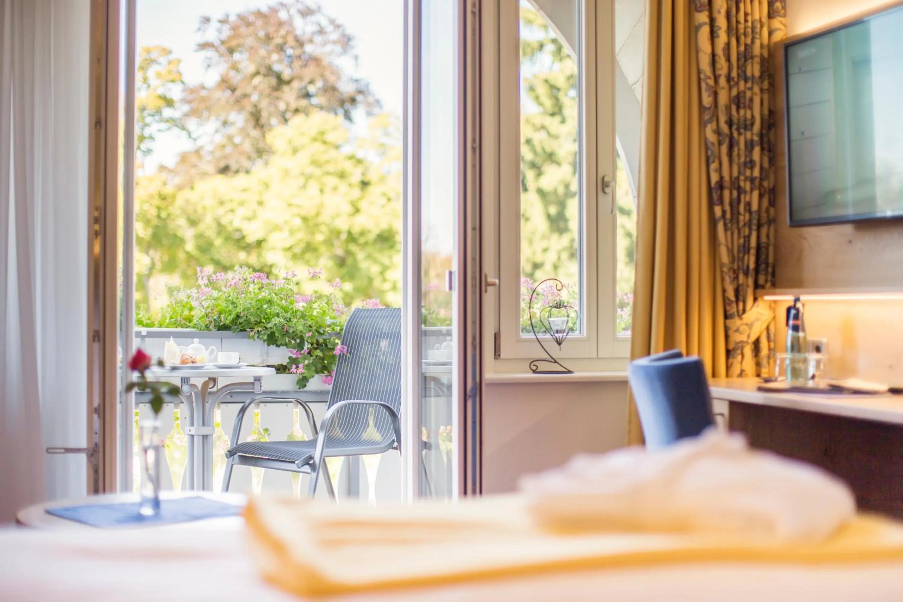 Balcony/Terrace, Bed in Möhringers Schwarzwald Hotel