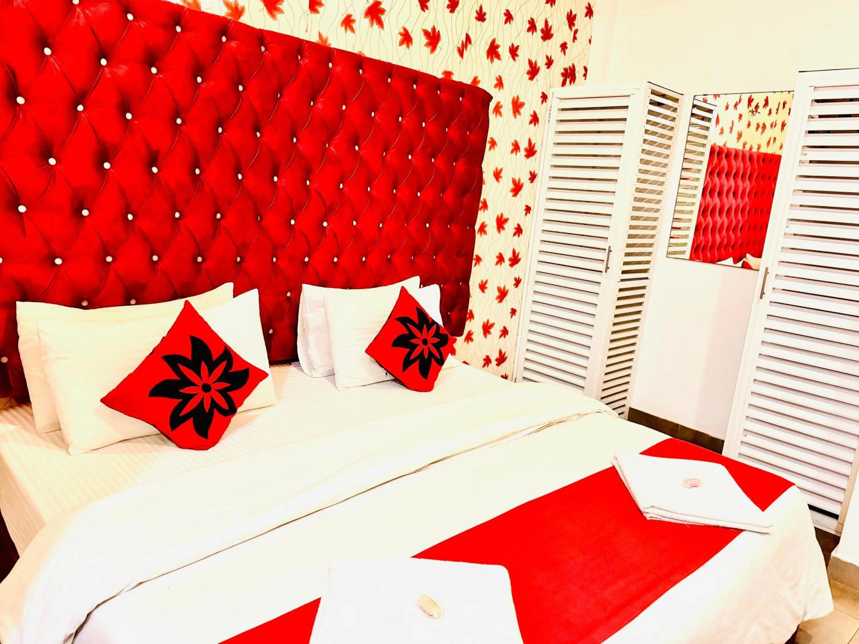 Bed in KINGS GATE Airport TRANSIT HOTEL