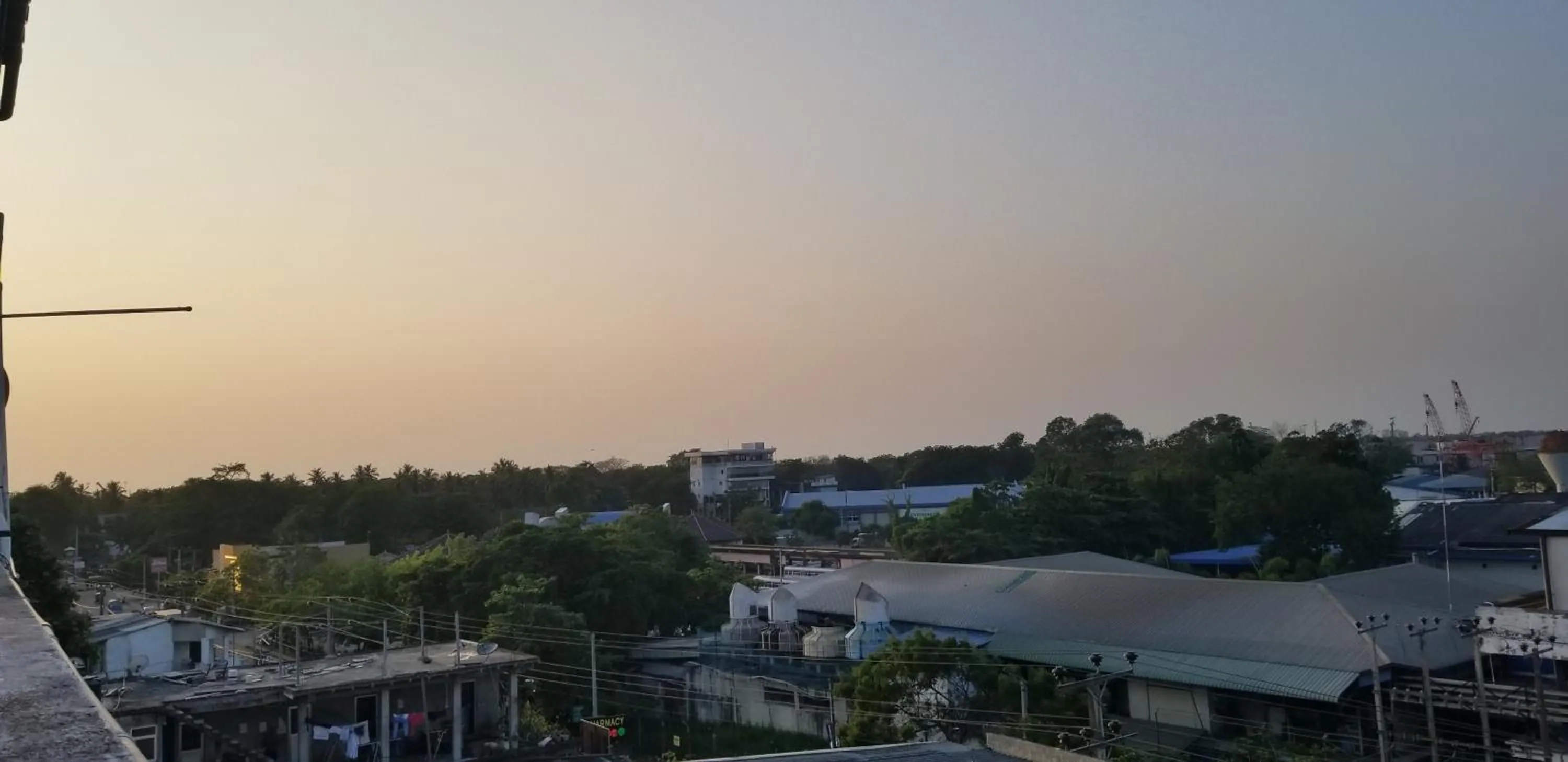 KINGS GATE Airport TRANSIT HOTEL