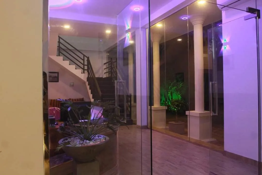 KINGS GATE Airport TRANSIT HOTEL