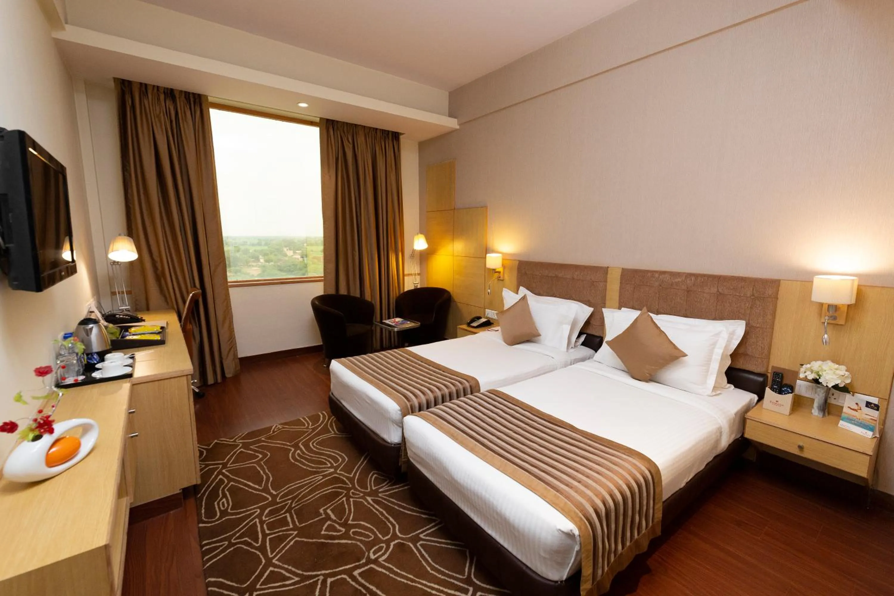 Bedroom, Bed in Ramada Neemrana