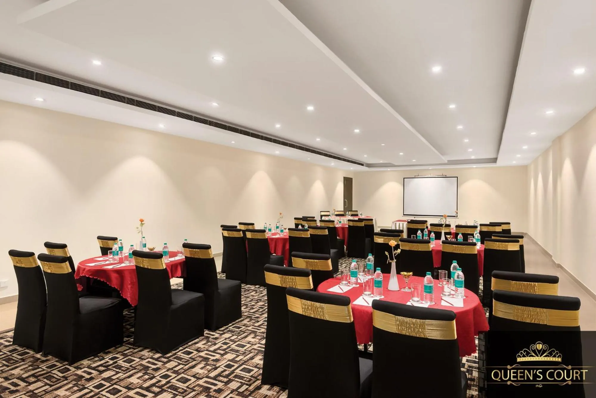 Banquet/Function facilities in Ramada Neemrana