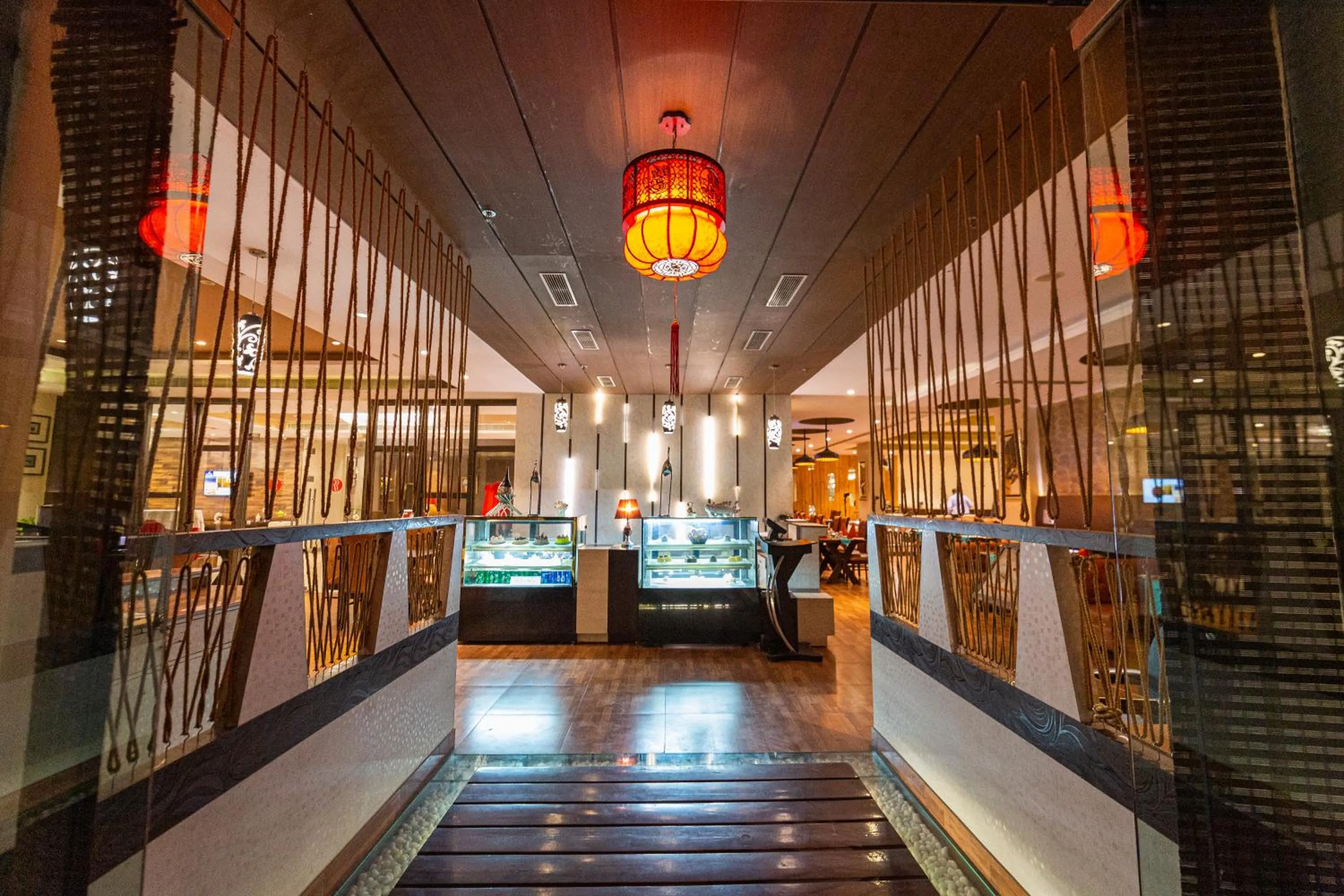 Restaurant/places to eat in Ramada Neemrana