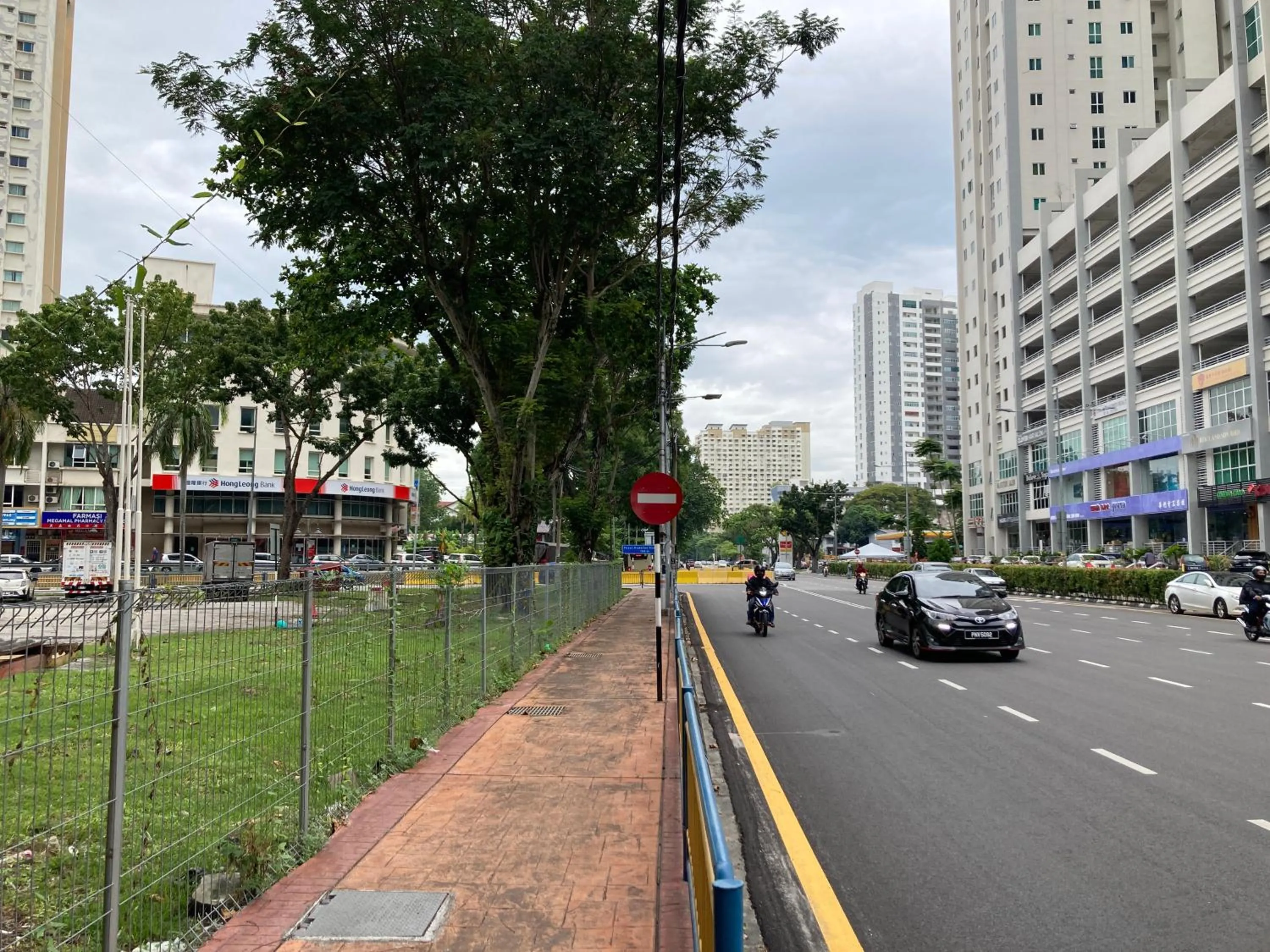 Street view in Straits Garden Suite Jelutong Georgetown