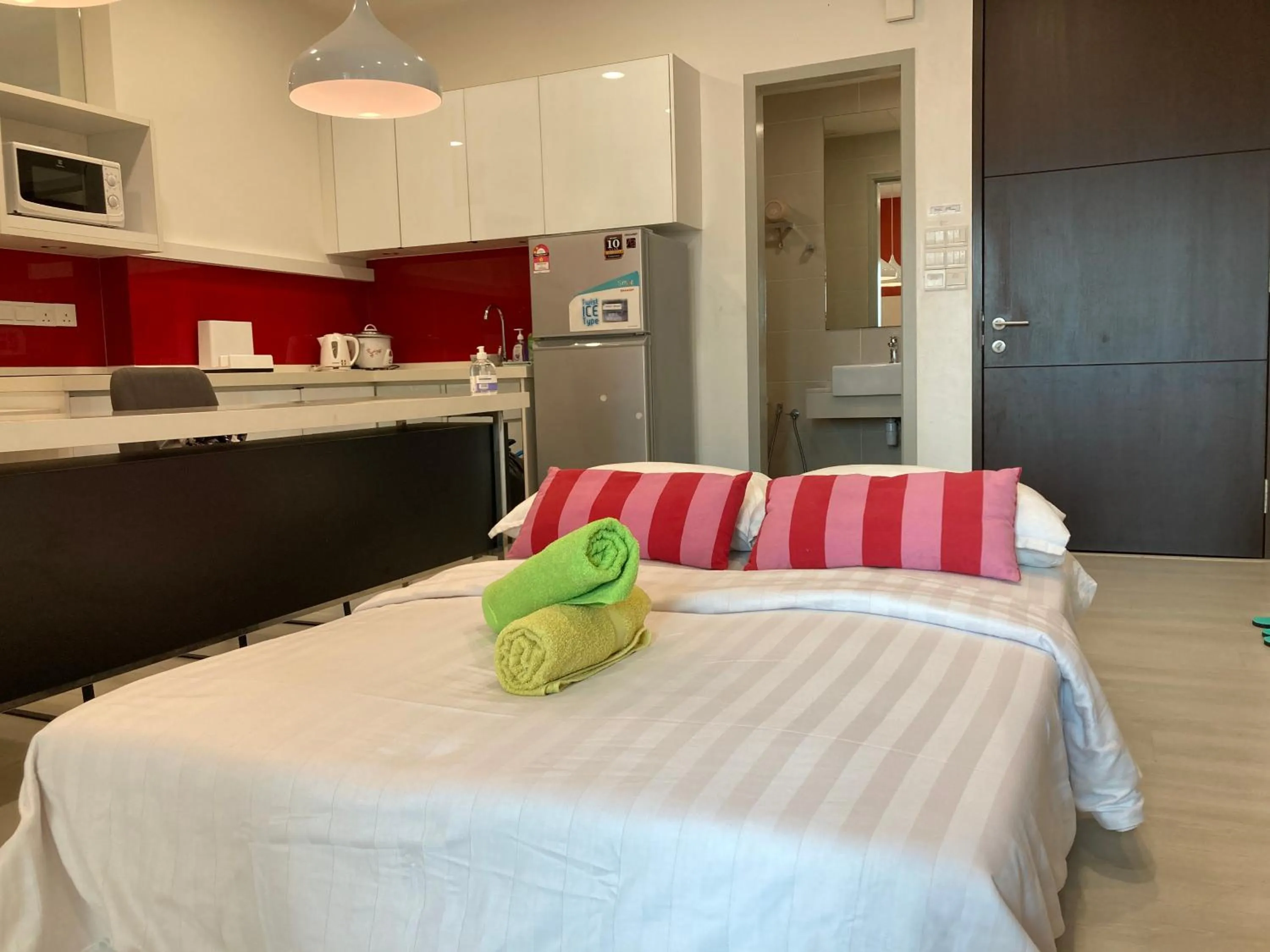 Bed in Straits Garden Suite Jelutong Georgetown