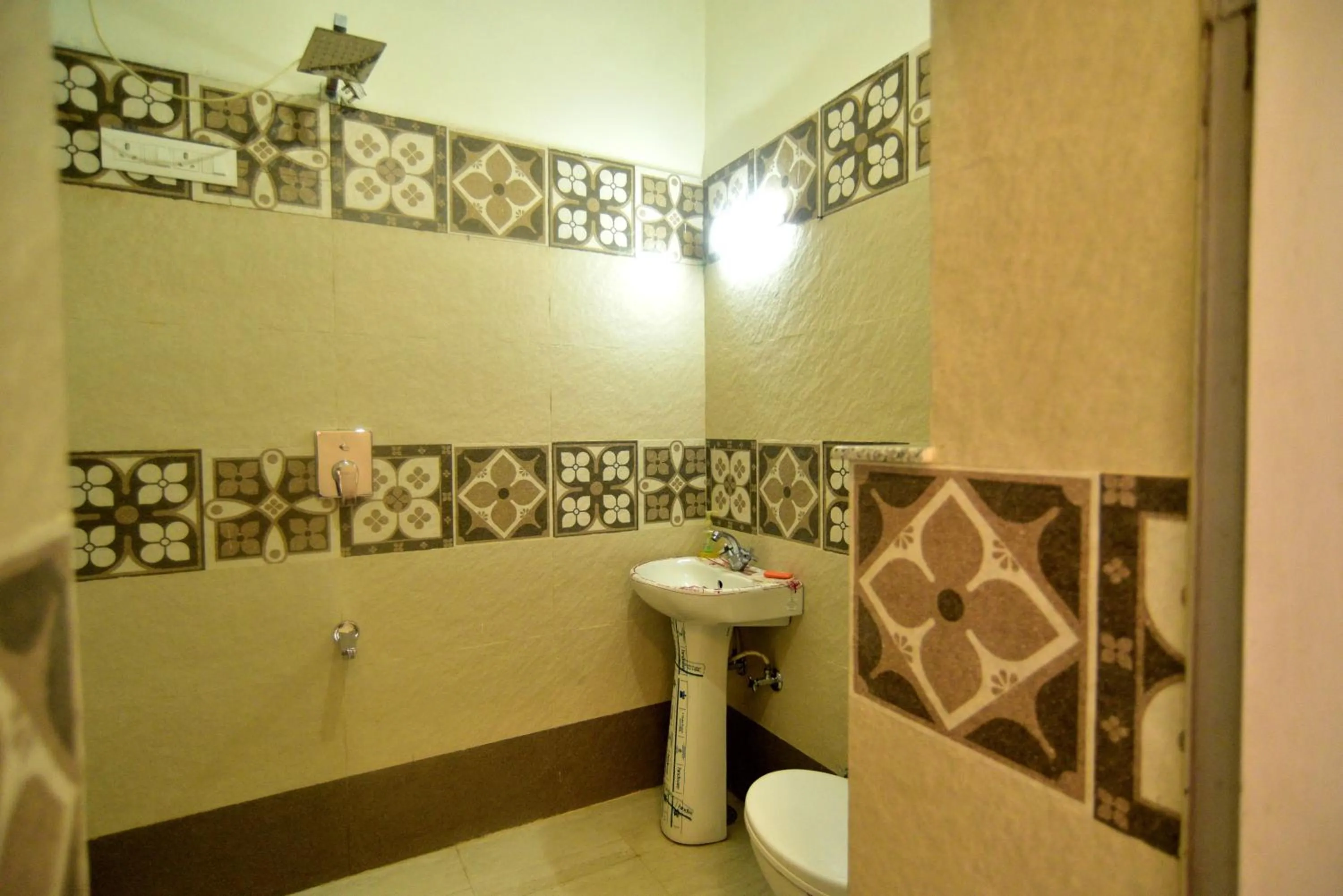 Toilet in Sneh Deep Guest House