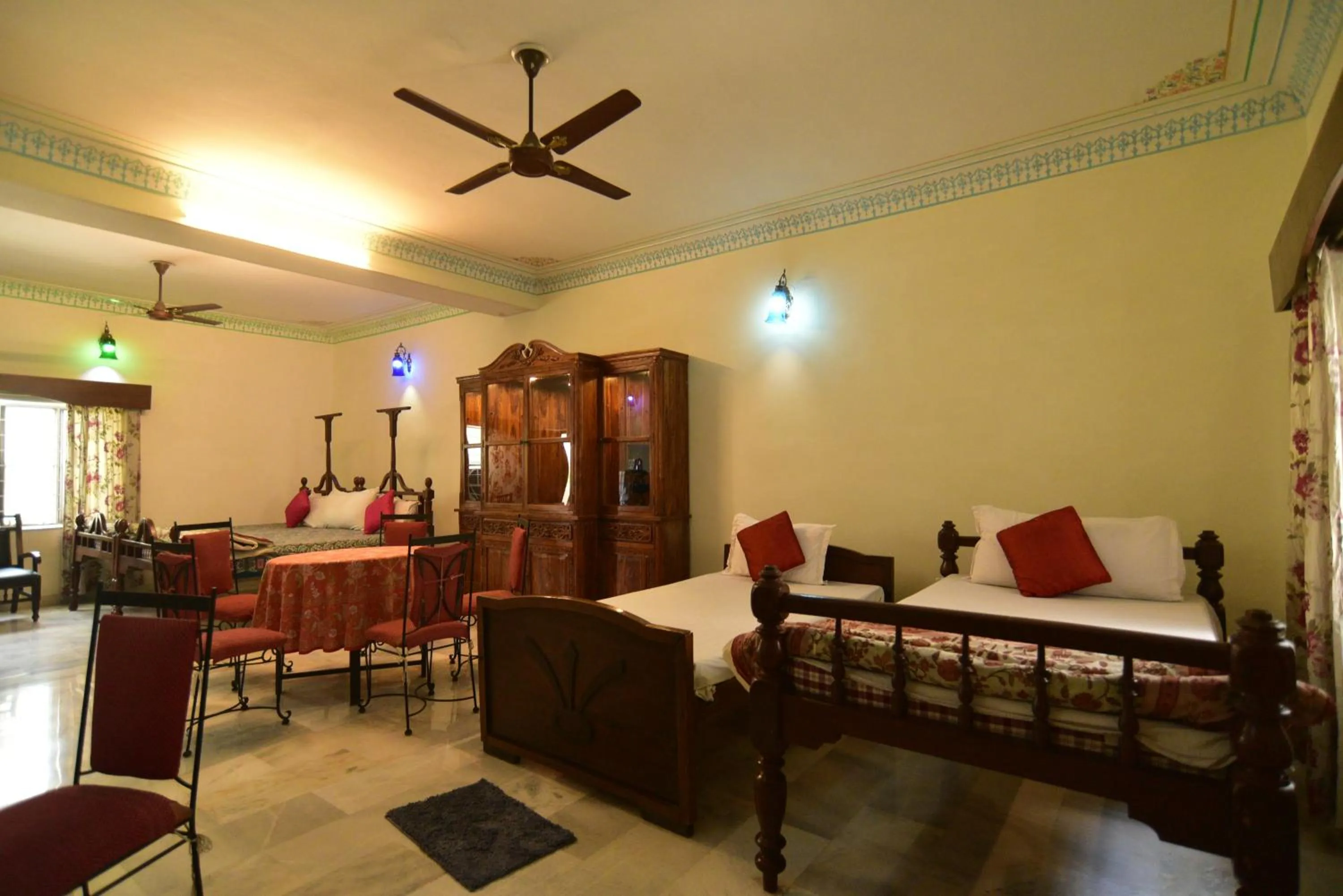 Living room in Sneh Deep Guest House