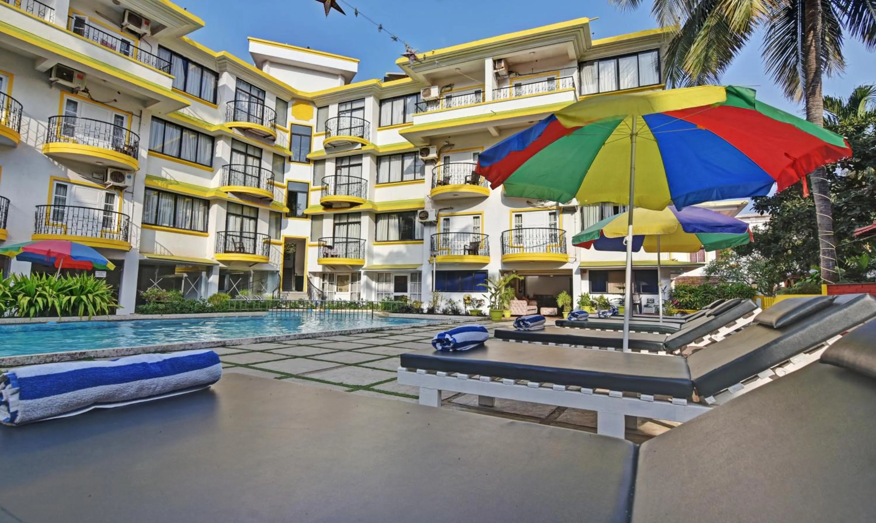 Pool view in Santa Monica Resort - Calangute