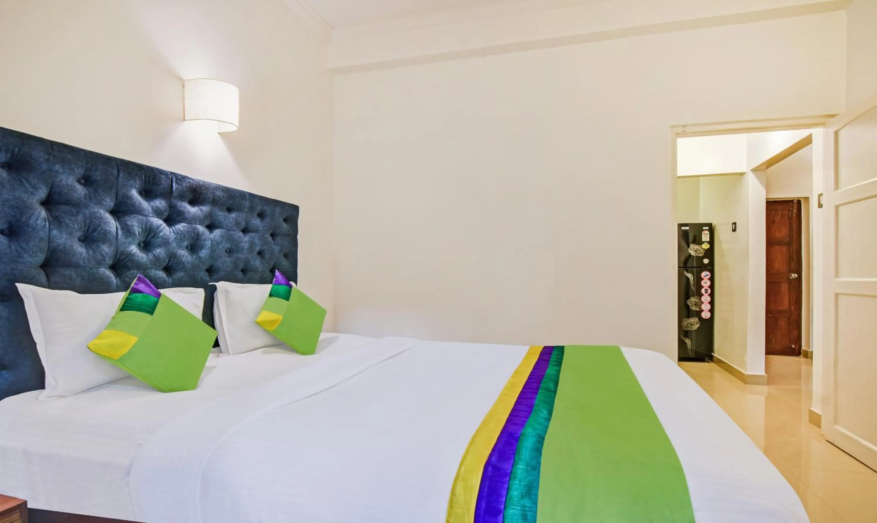 Bed in Santa Monica Resort - Calangute