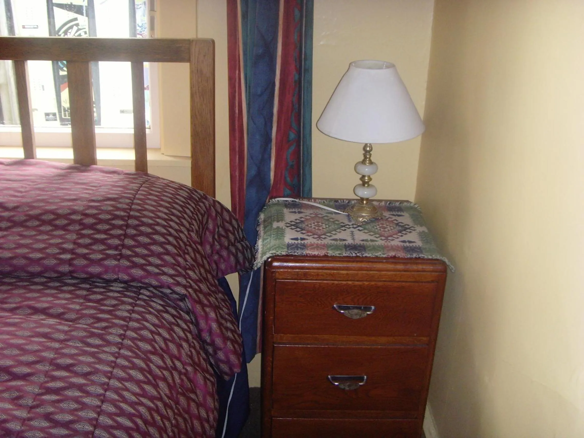 Bed in Big Tree Lodge Methven