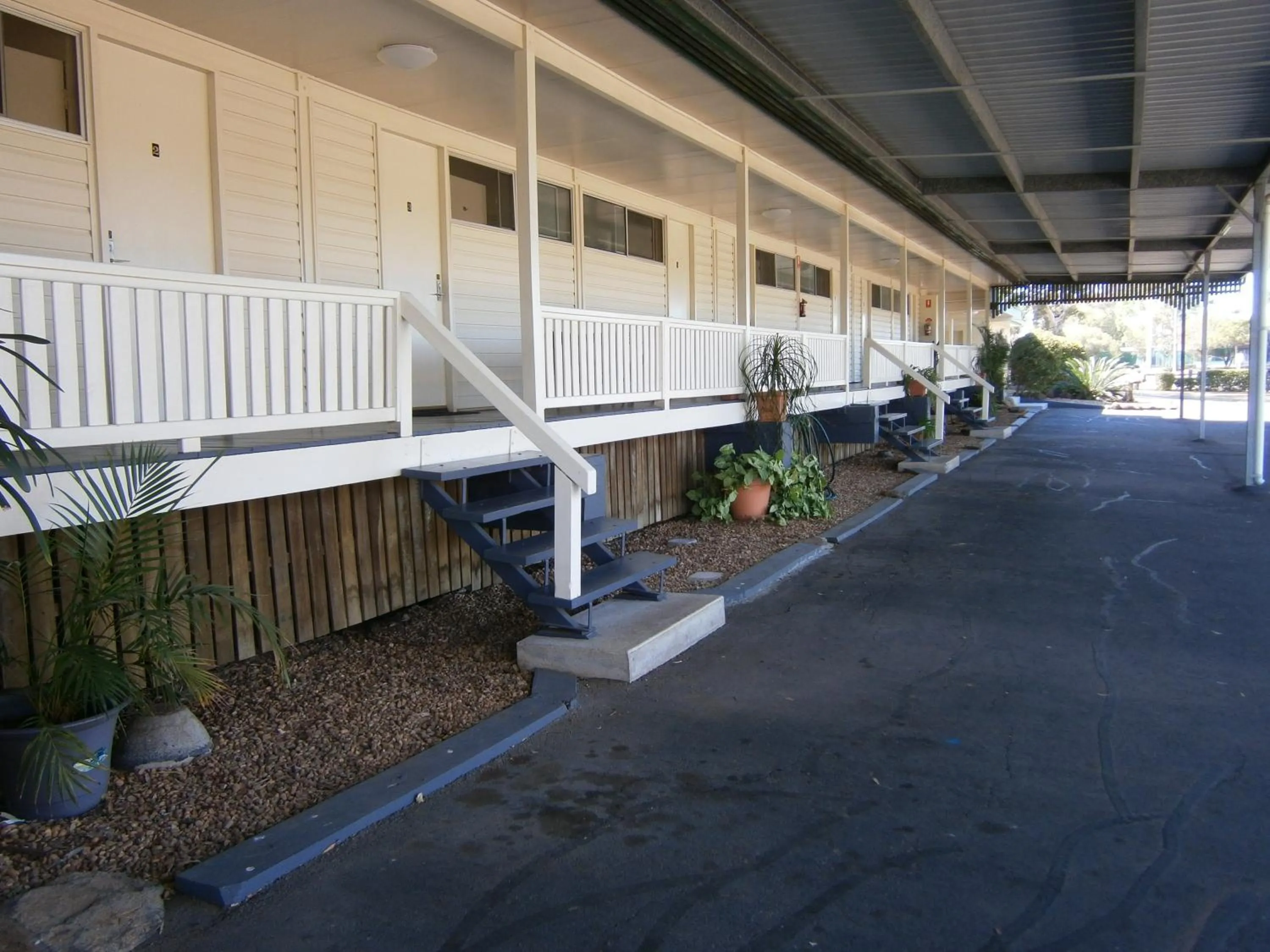 Property building in Kellys Motel Oakey