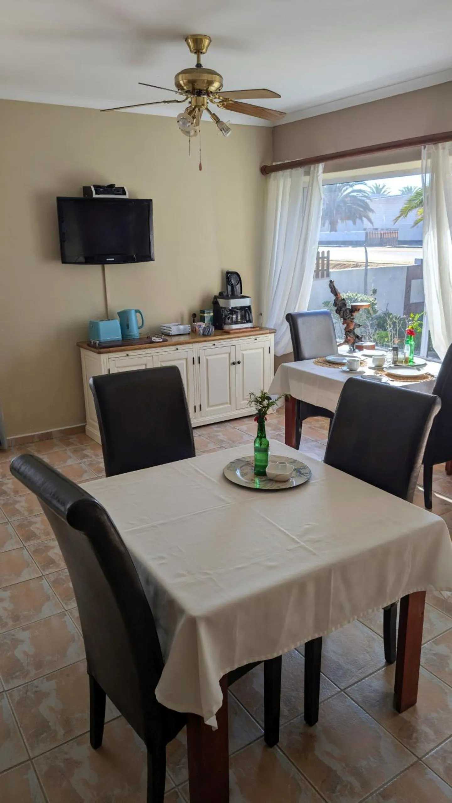 Breakfast in Amarachi Guesthouse