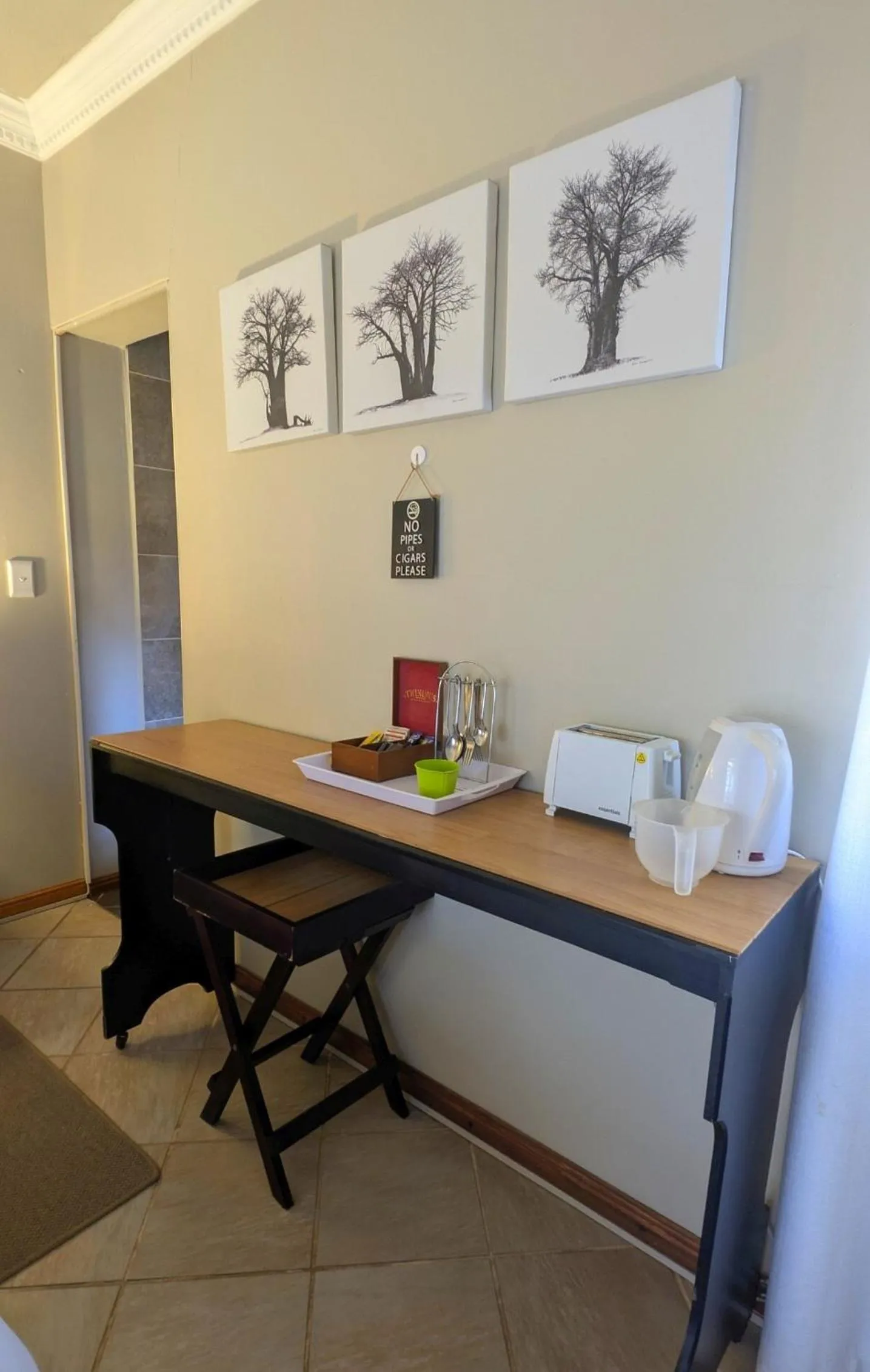 Coffee/tea facilities in Amarachi Guesthouse