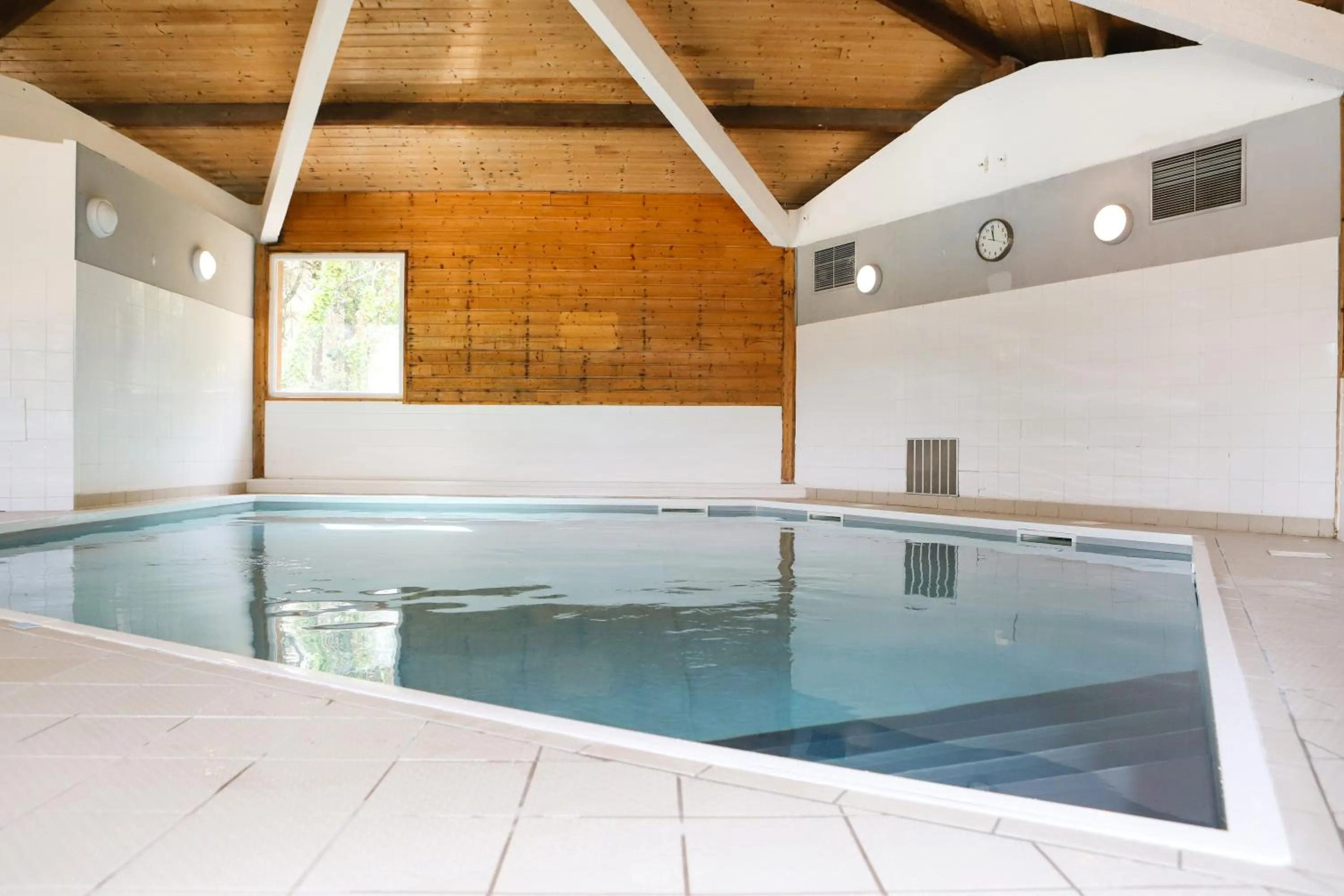 Swimming pool in Olydea Oleron les Sables Vignier