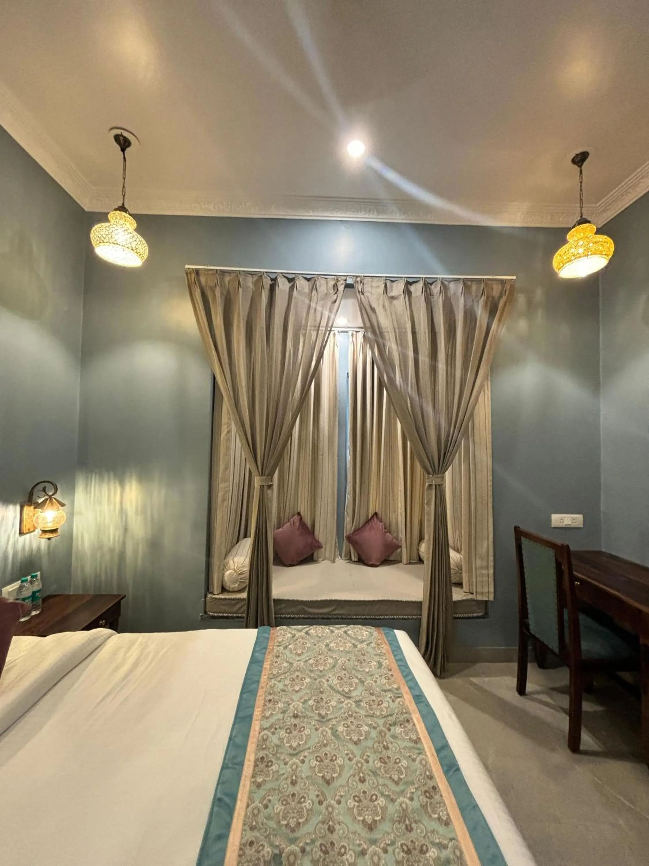 Bed in The Kumbha Mahal Resort