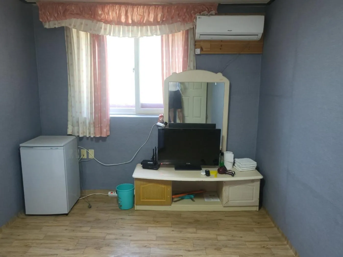 hair dresser in Songwol Park