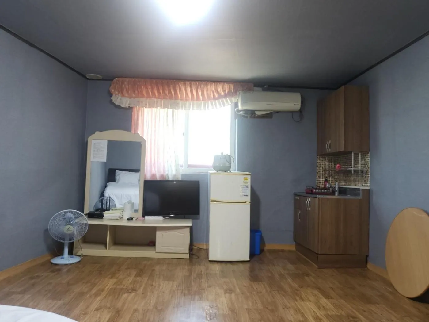 Kitchen or kitchenette in Songwol Park