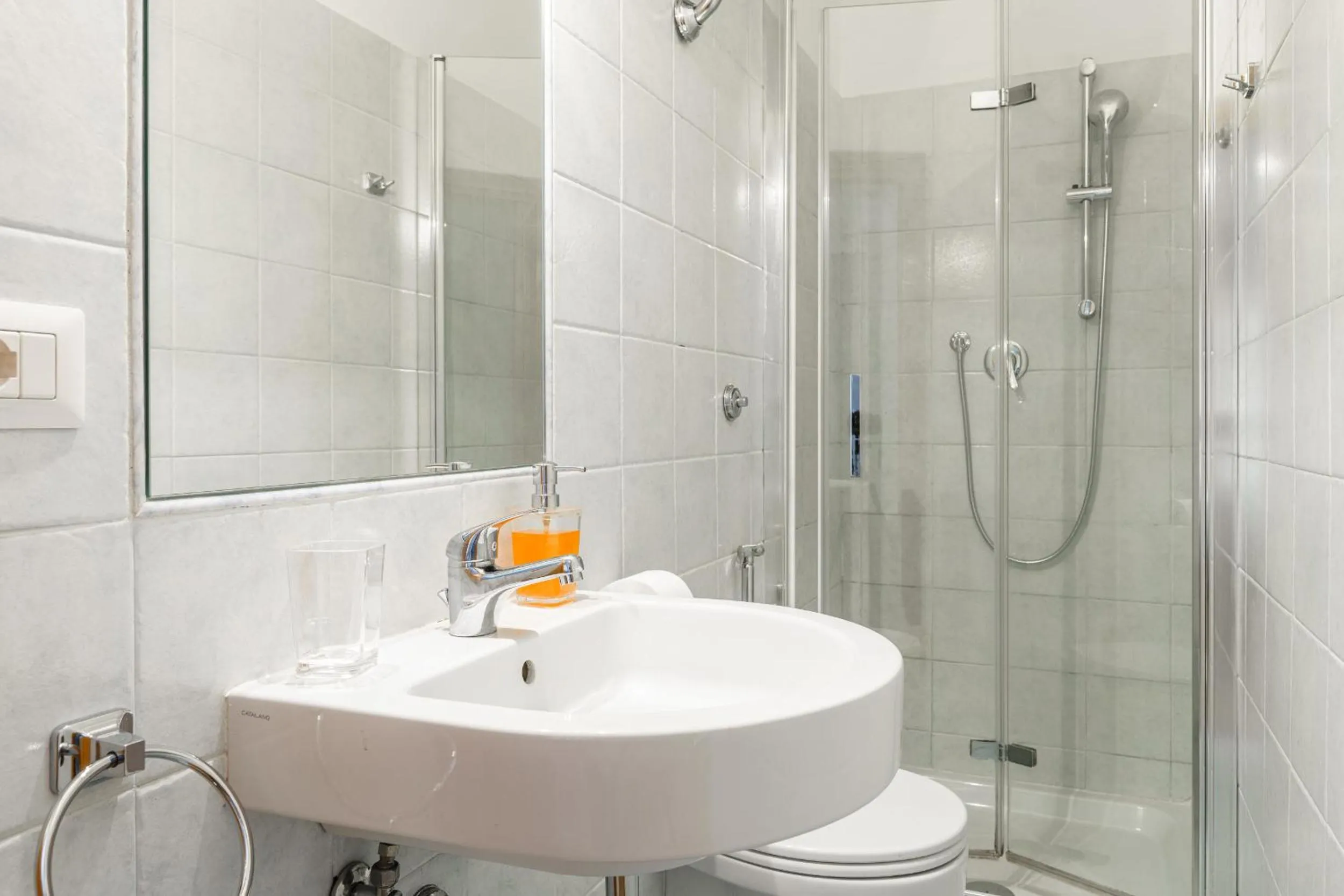 Bathroom in B&BTRASTEVERE66