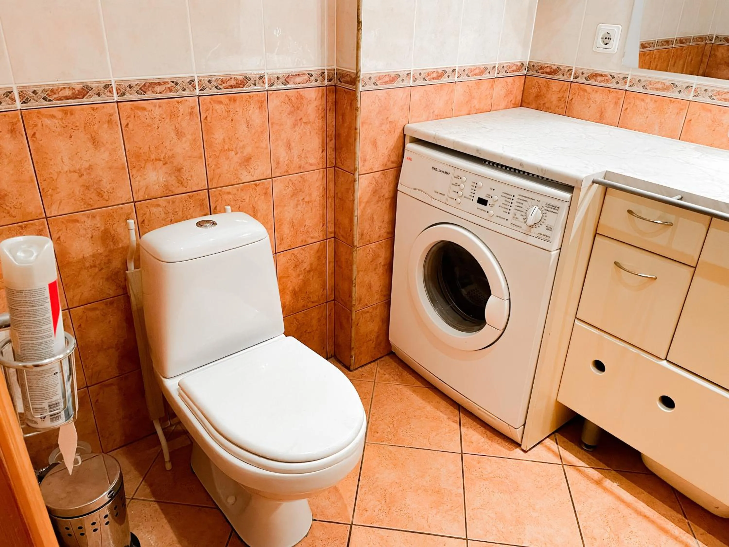 Toilet in Terbatas Apartment
