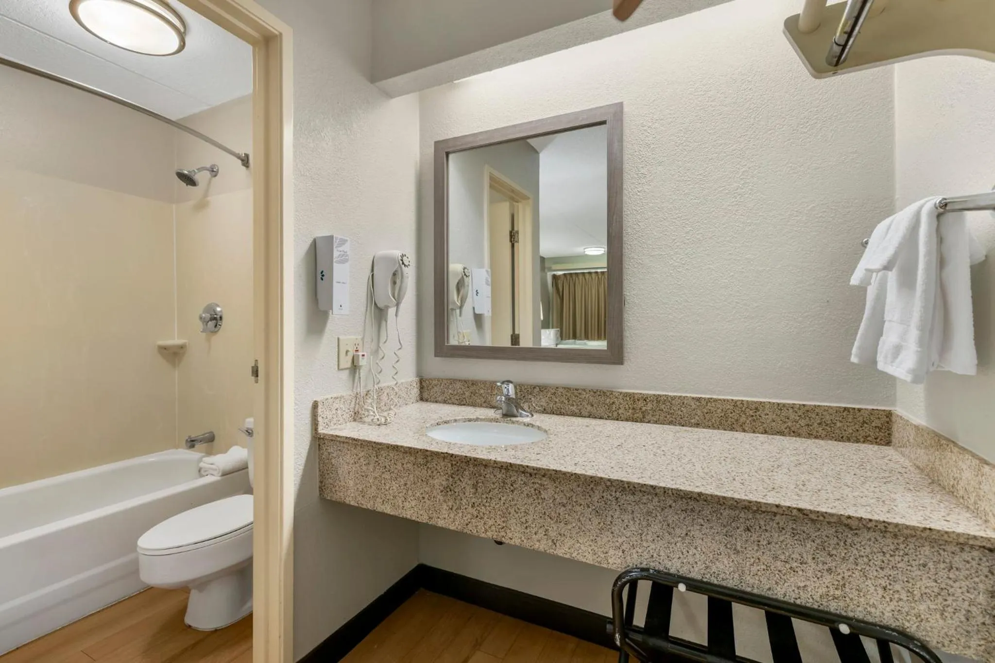 Bathroom in Red Roof Inn Buffalo - Niagara Airport