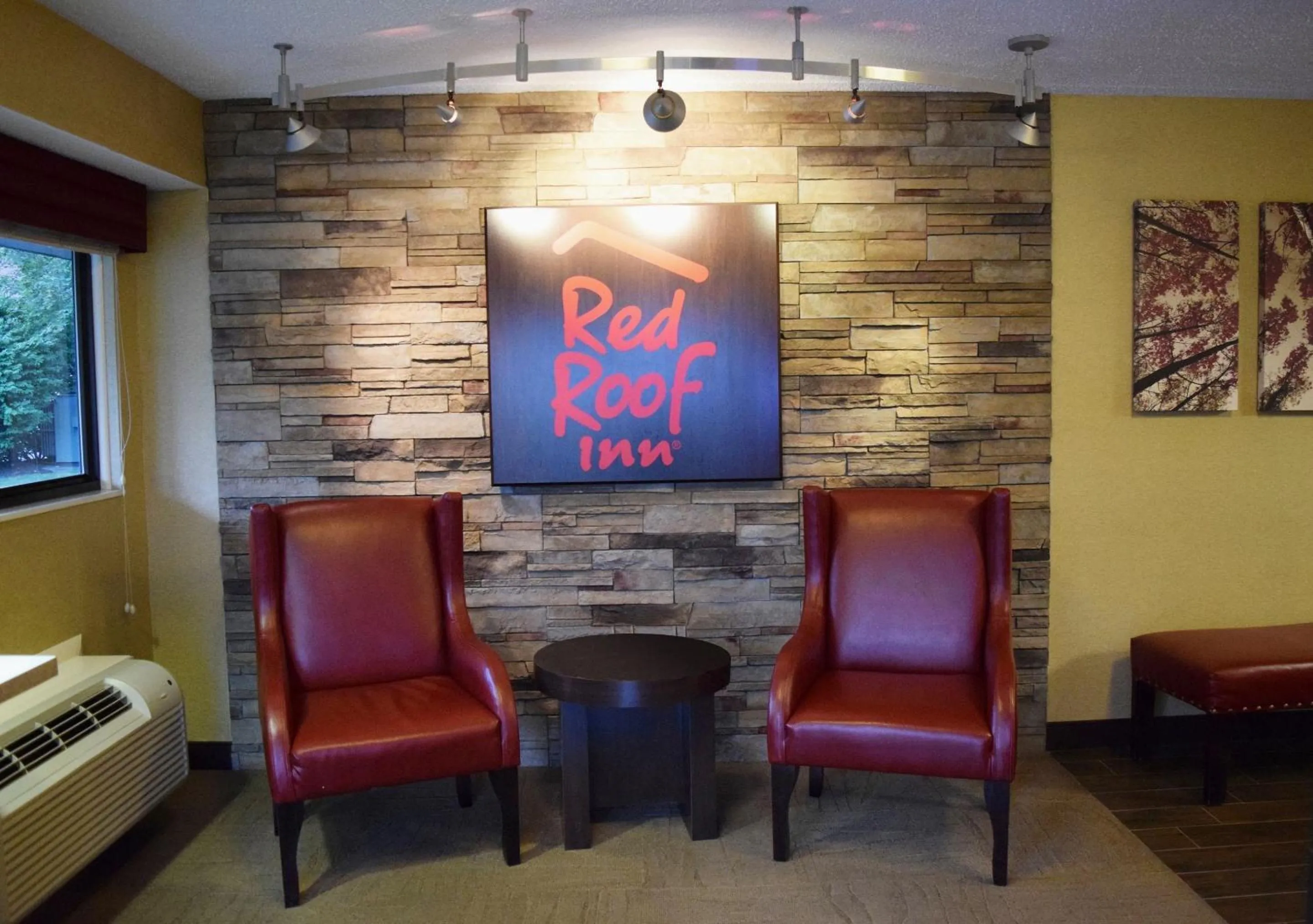 Lobby or reception in Red Roof Inn Buffalo - Niagara Airport