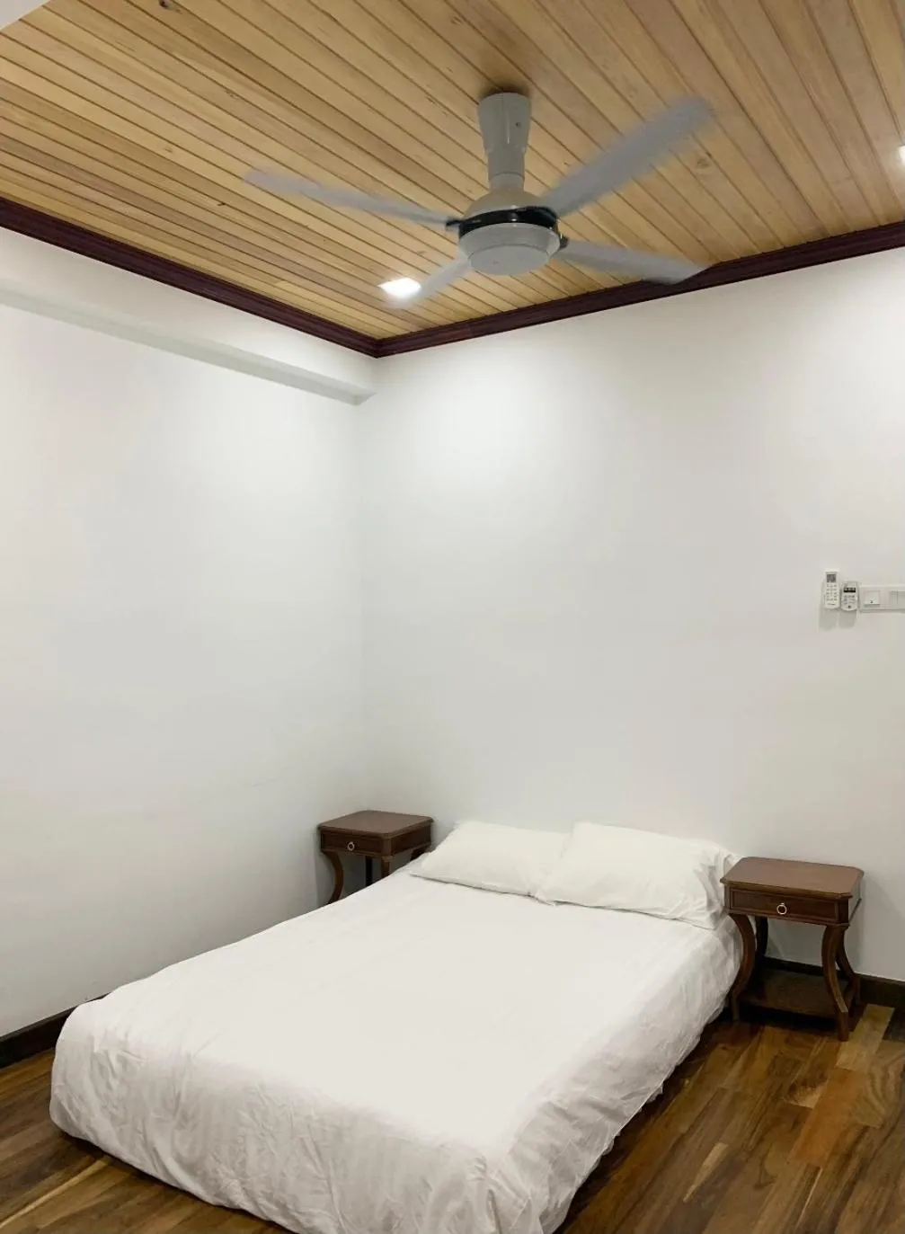 Bed in The Venus - Spacious Wooden TOP Floor Apartment