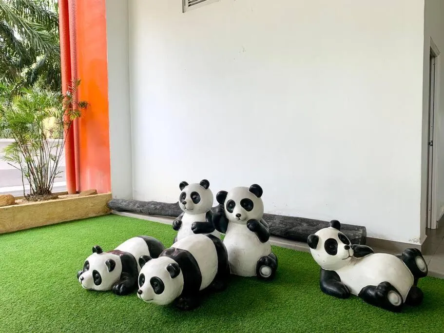 The Venus - Spacious Wooden TOP Floor Apartment