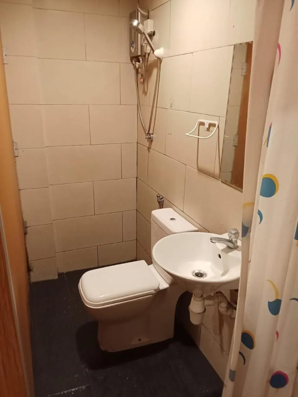 33 Star Hotel by The Awinka Group Of Management