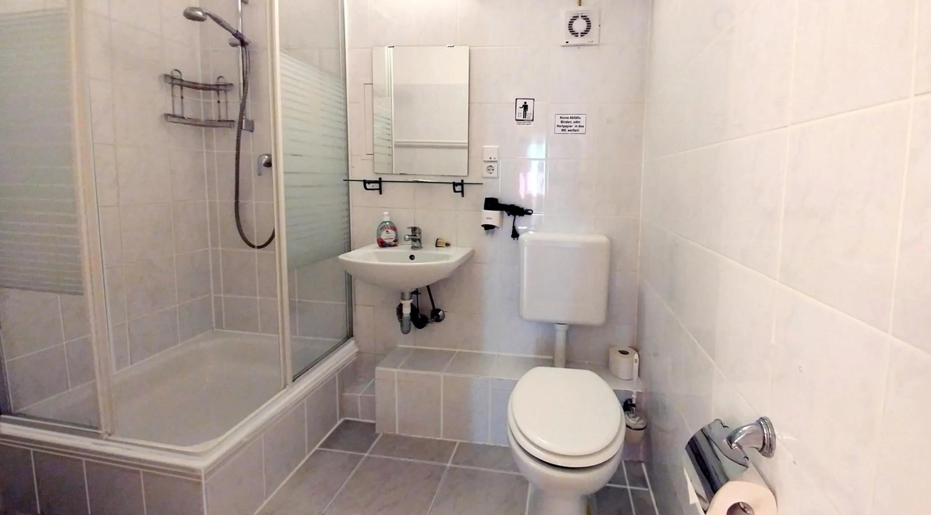 Bathroom in Hotel M68