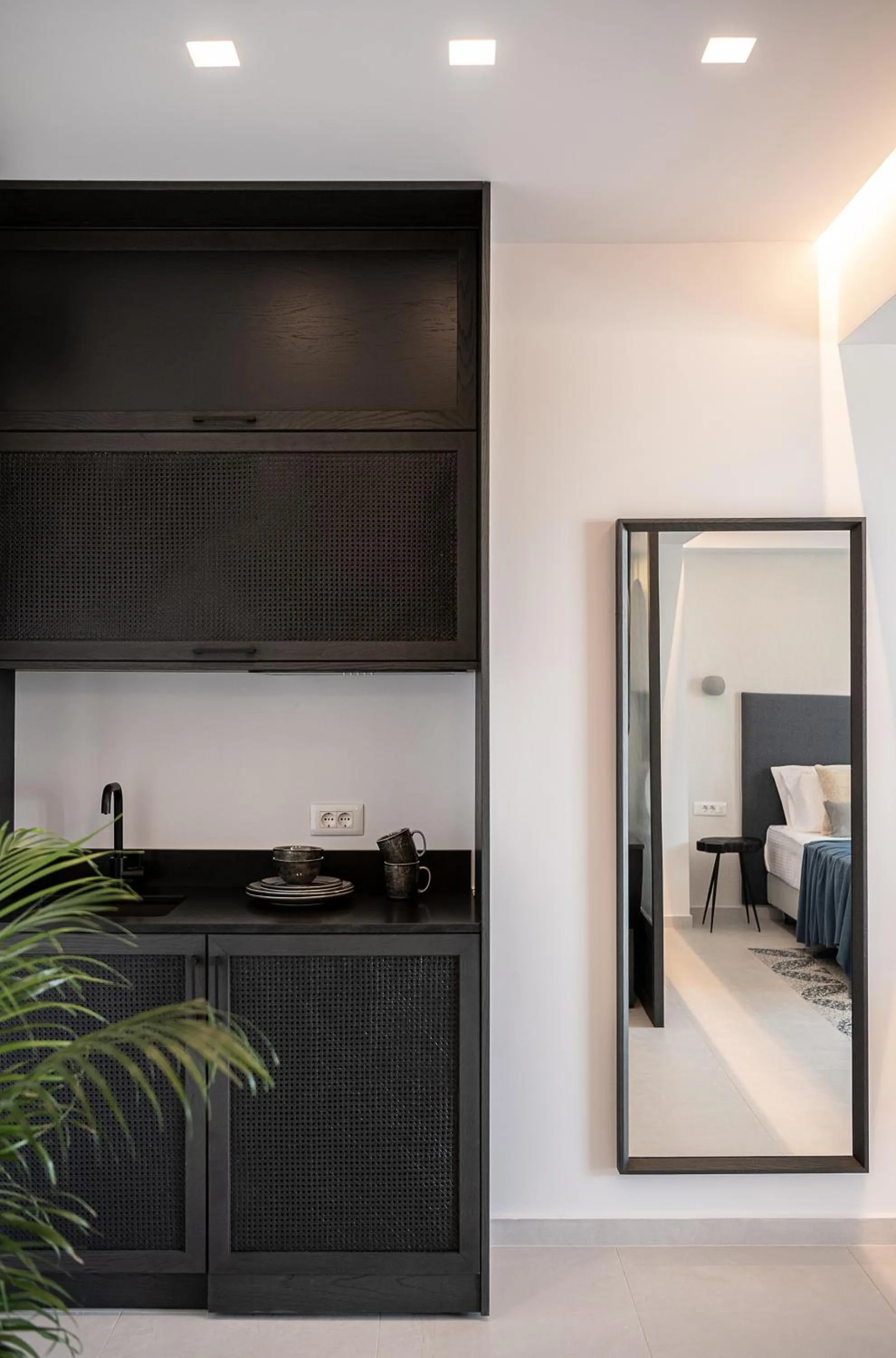 Kitchen or kitchenette in Nuovo Luxury Suites