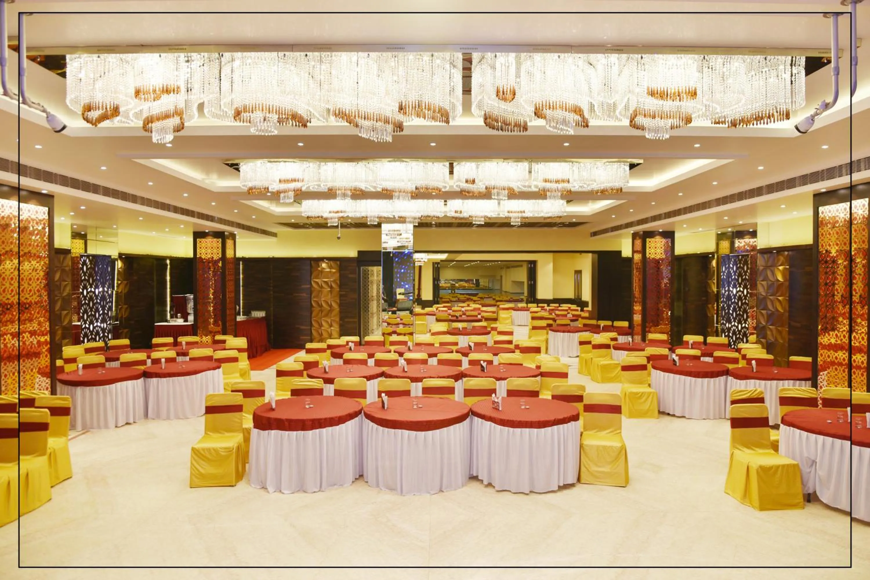 Area and facilities in Hotel Millennium