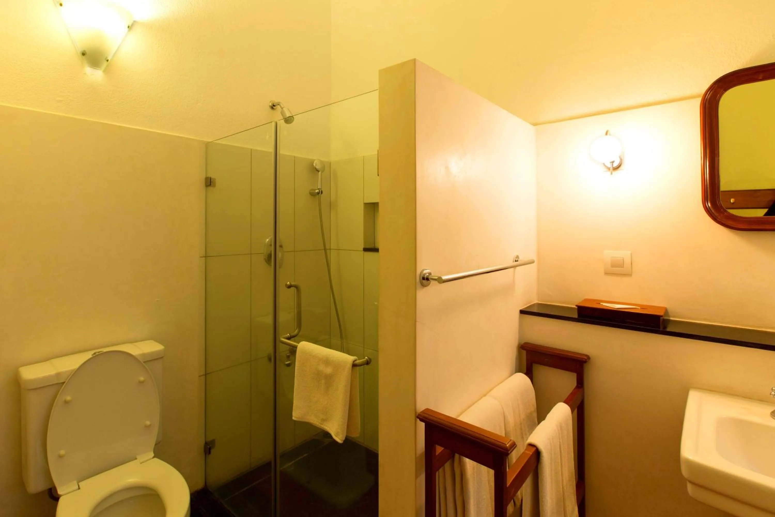 Shower in Palais De Mahe - A CGH Earth Experience