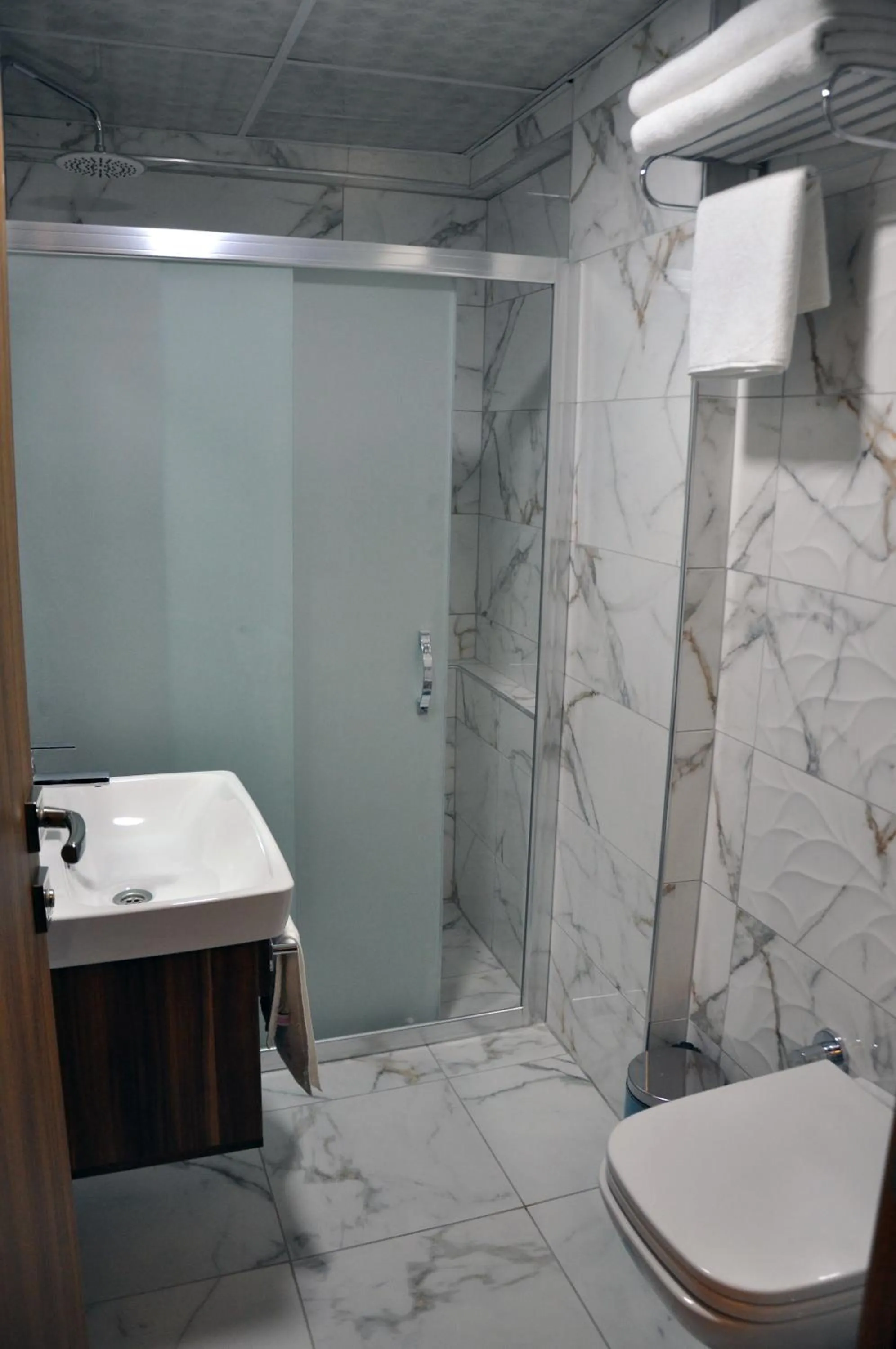 Bathroom in SAKA LİFE OTEL