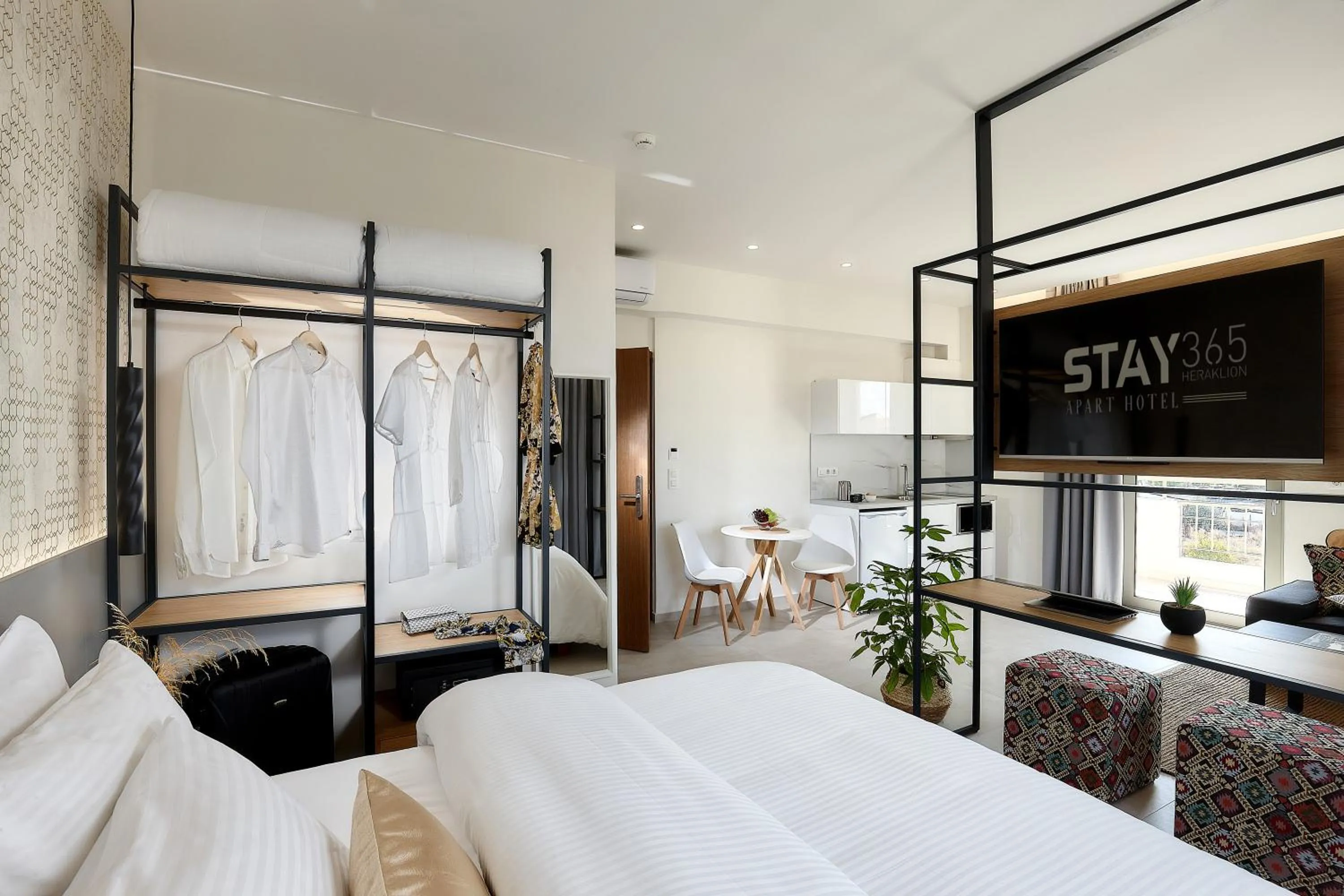 Bed in Stay 365 Heraklion Apart Hotel