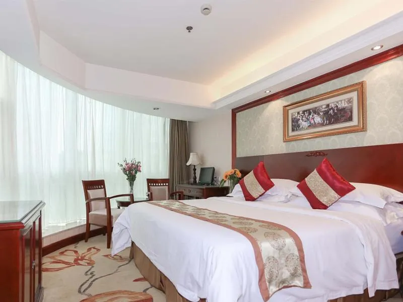 Bed in Vienna International Hotel - Hangzhou Wulin Square Branch