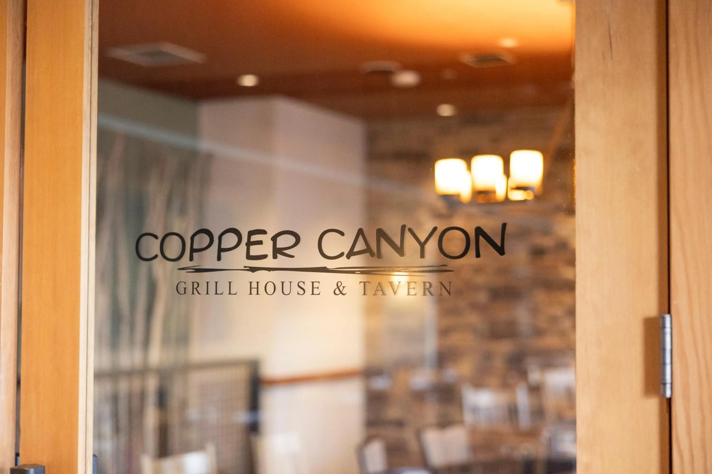 Restaurant/places to eat in Radisson Hotel Salt Lake City Downtown