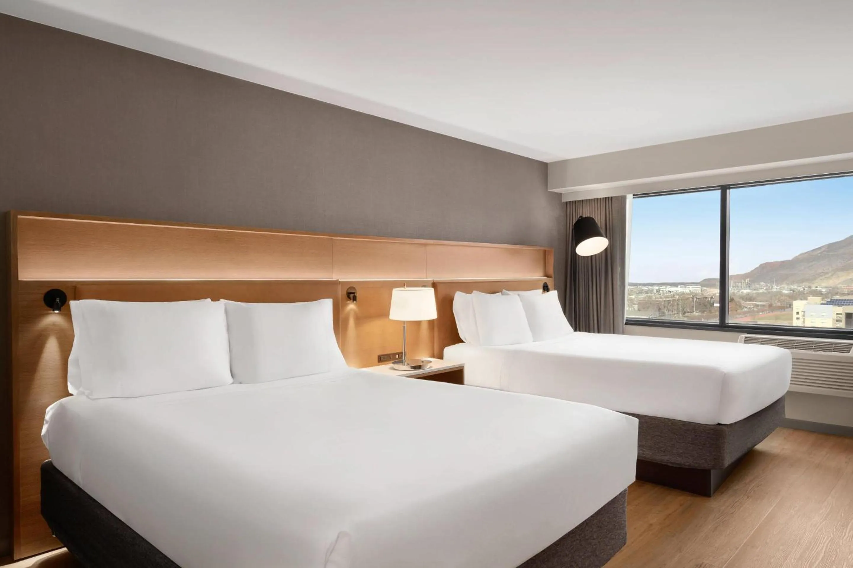 Bedroom, Bed in Radisson Hotel Salt Lake City Downtown