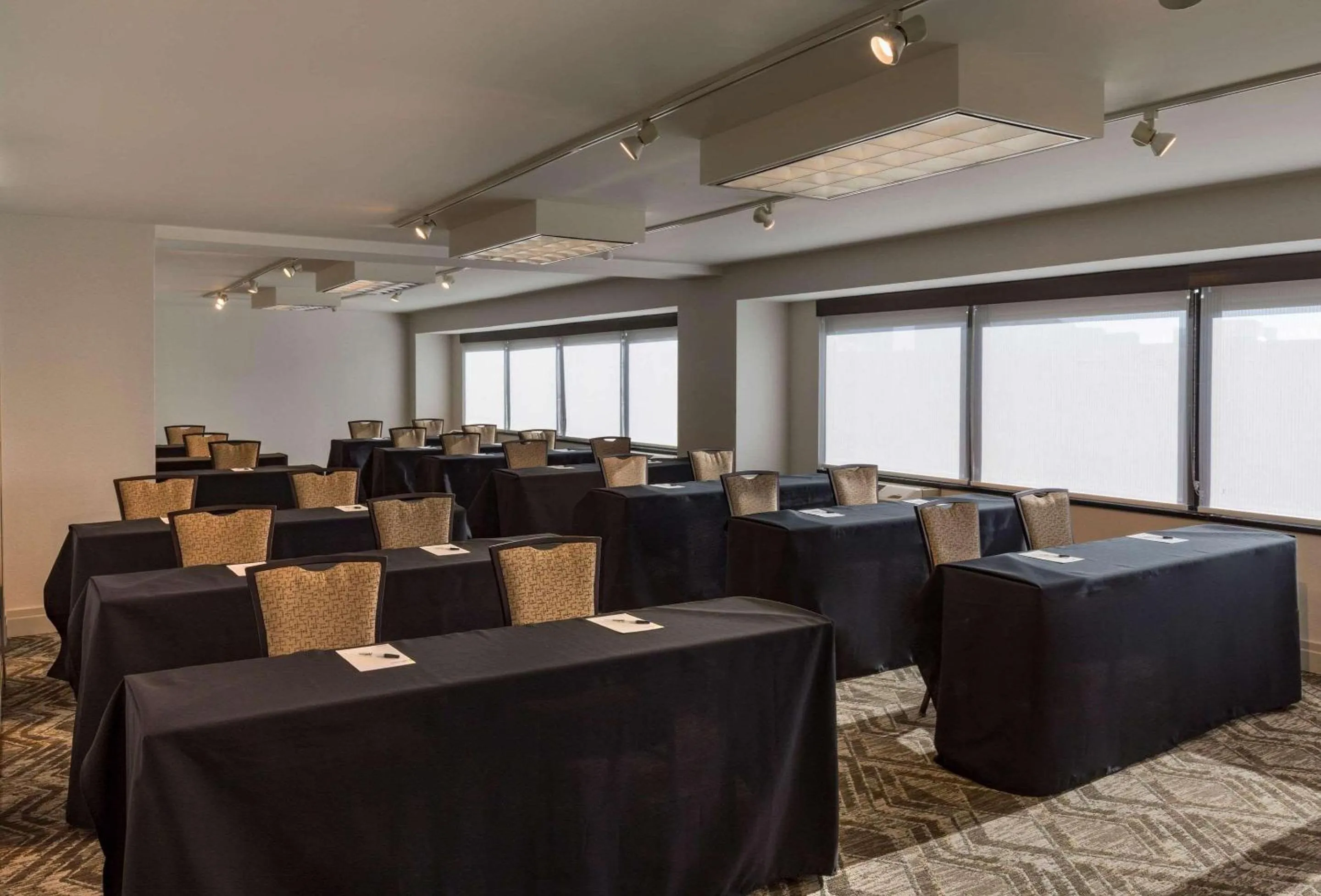 Meeting/conference room in Radisson Hotel Salt Lake City Downtown