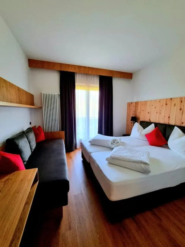 Bed in Hotel Brückenwirt - Al Ponte