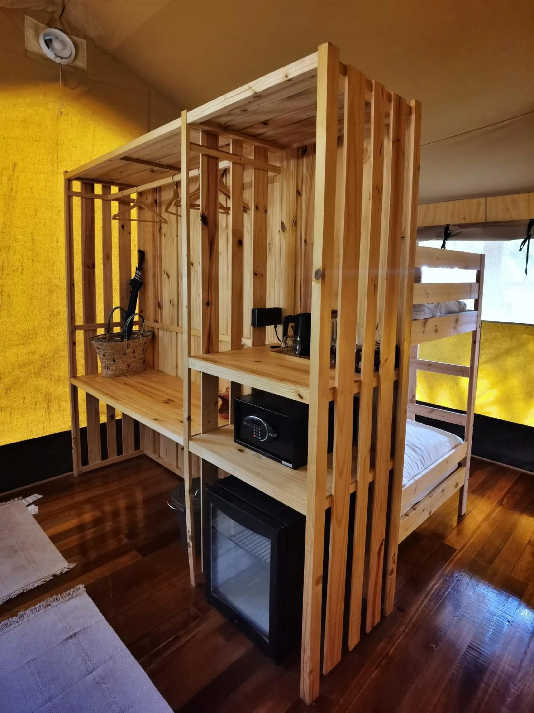 Family, Bed in Ara Dinawan Island Resort