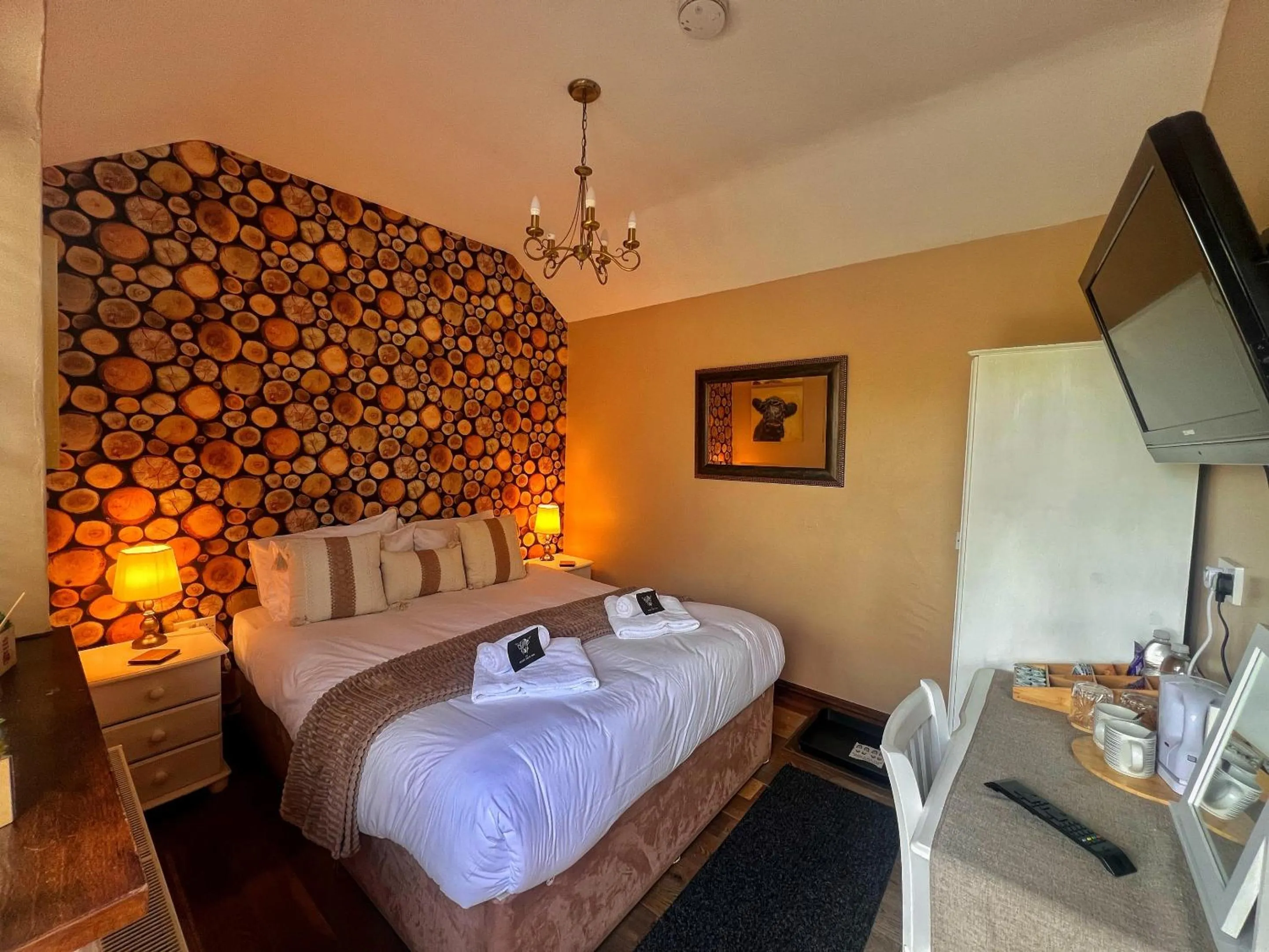 Bedroom, Bed in The Mary Tavy Inn