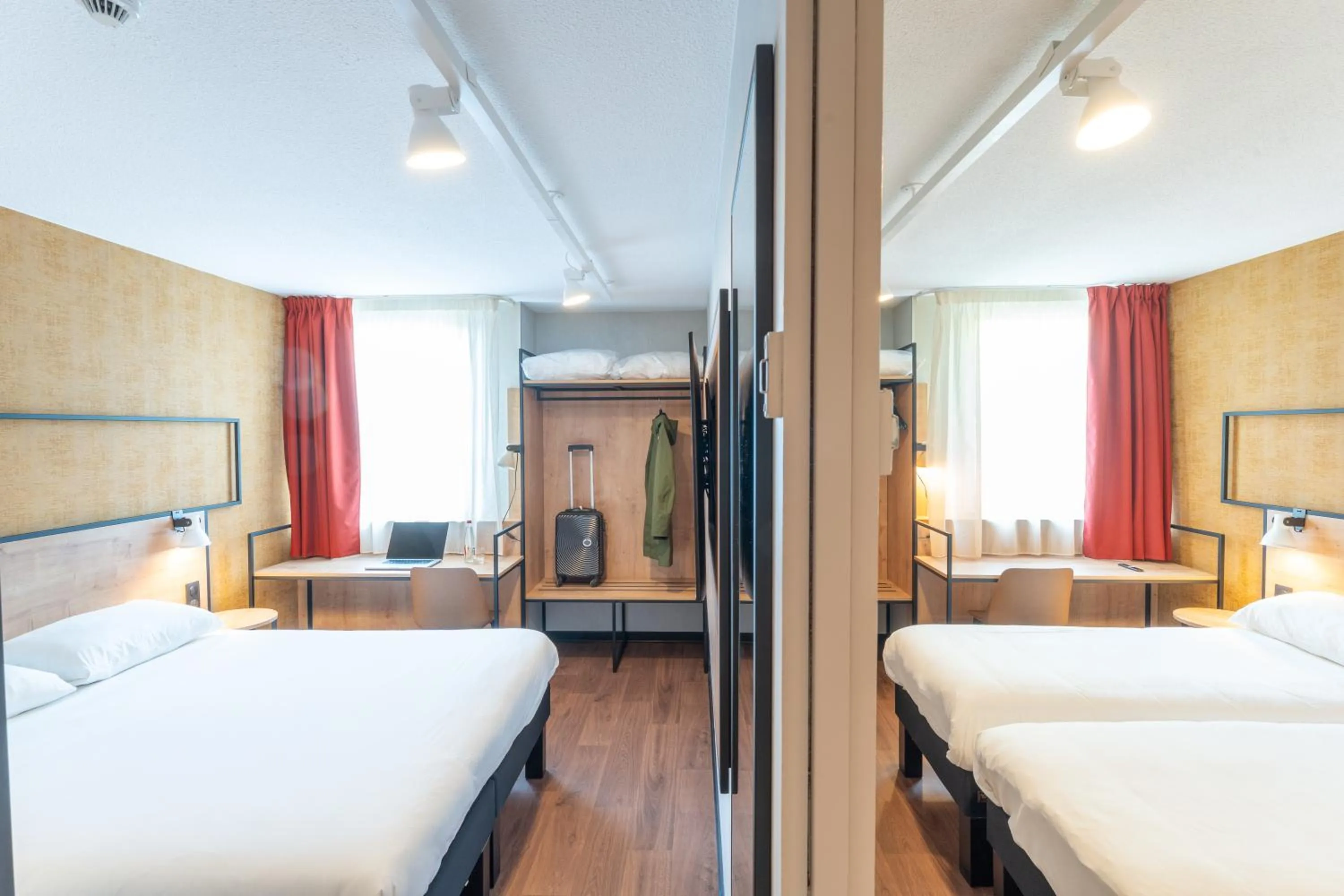 Bed in Ibis Orleans La Chapelle Saint Mesmin