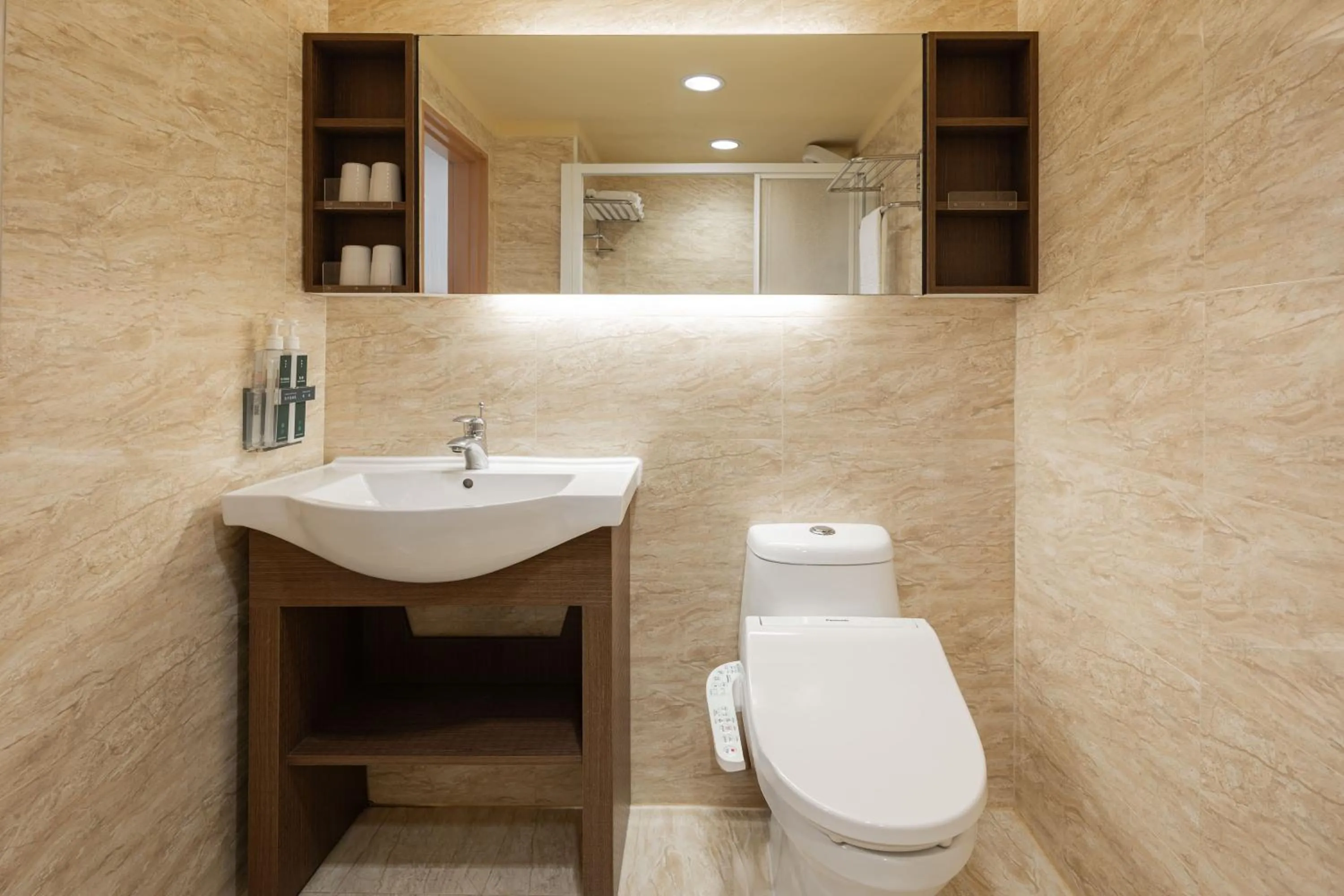 Bathroom in Kindness Hotel - Jhandong Jiuru Branch